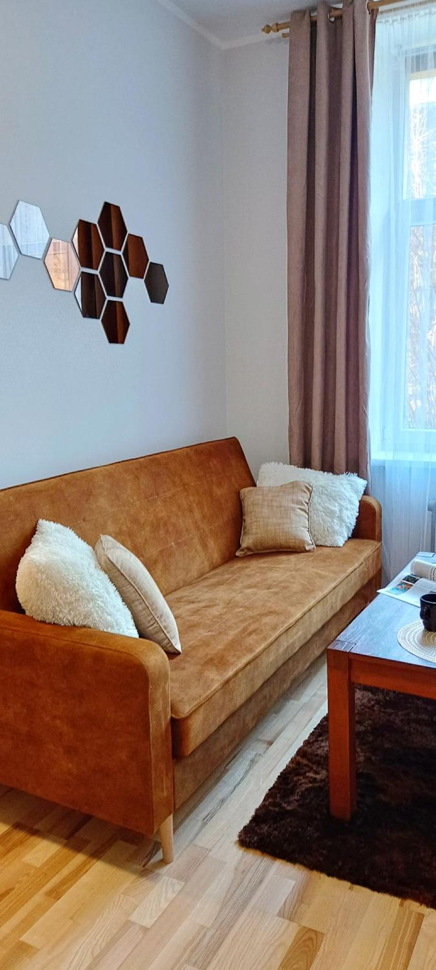 Cozy & Bright 1 Bedroom With Park Nearby - Free Parking, Riga, Up To 5 Guests * Riga