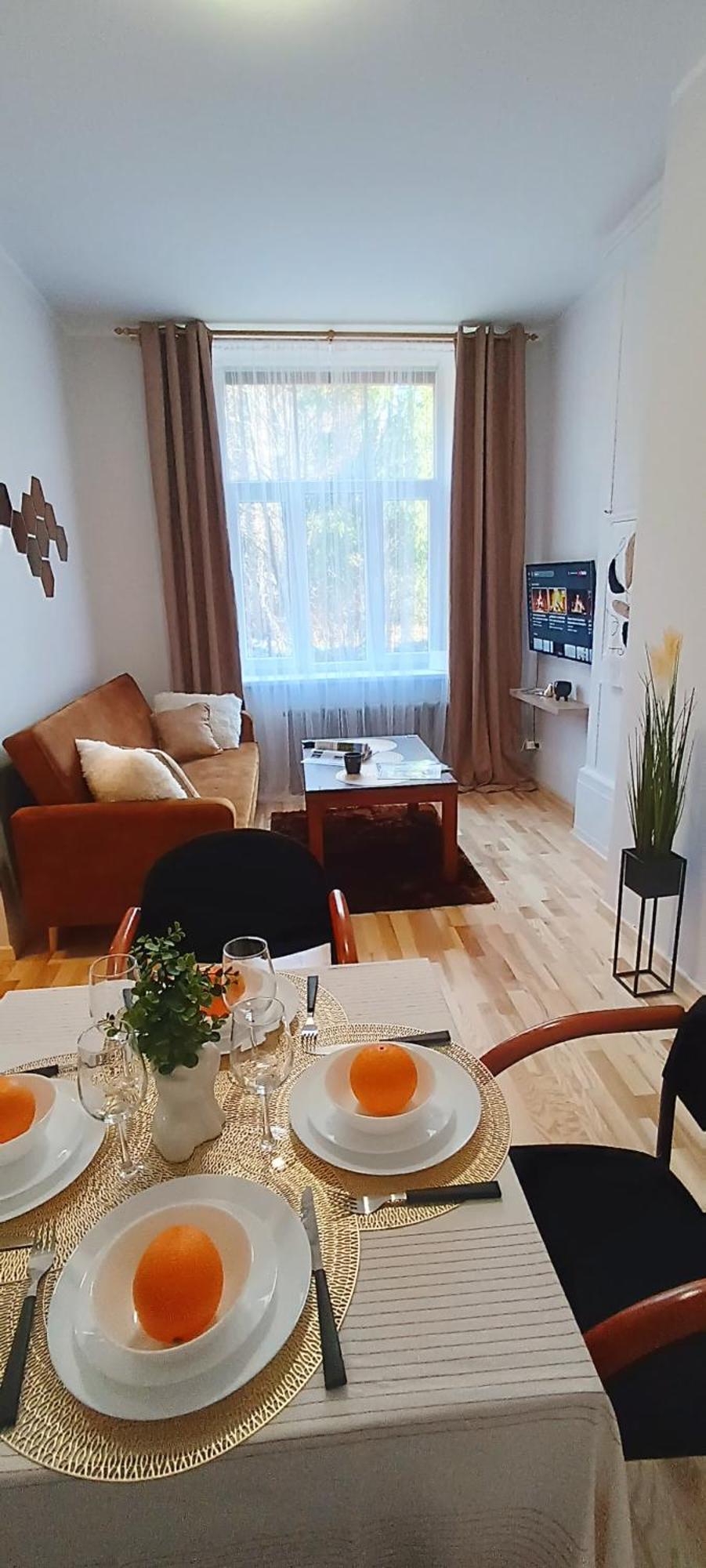 Cozy & Bright 1 Bedroom With Park Nearby - Free Parking, Riga, Up To 5 Guests * Riga
