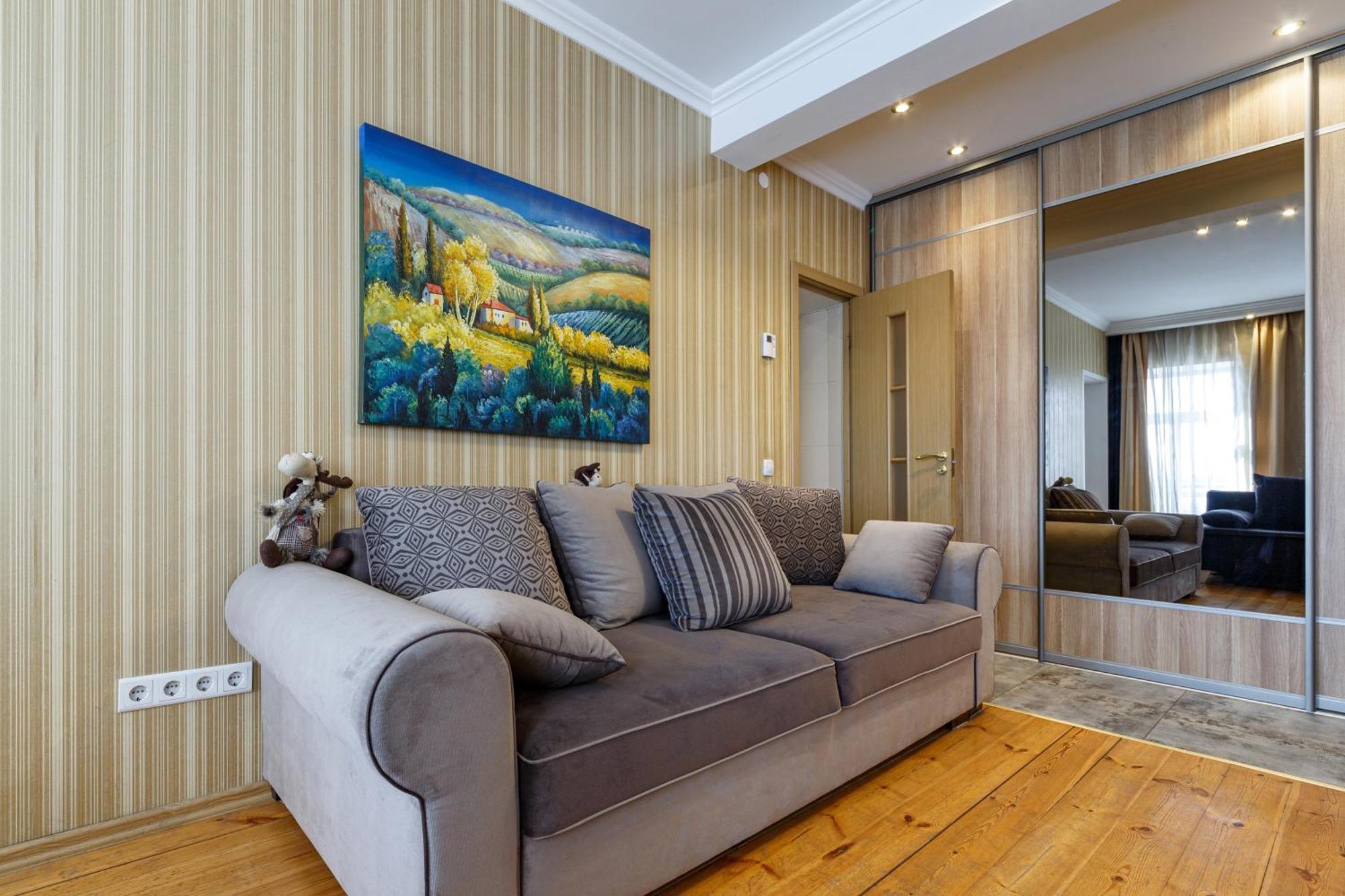 Apartment Daugavaluxapartments Free Parking