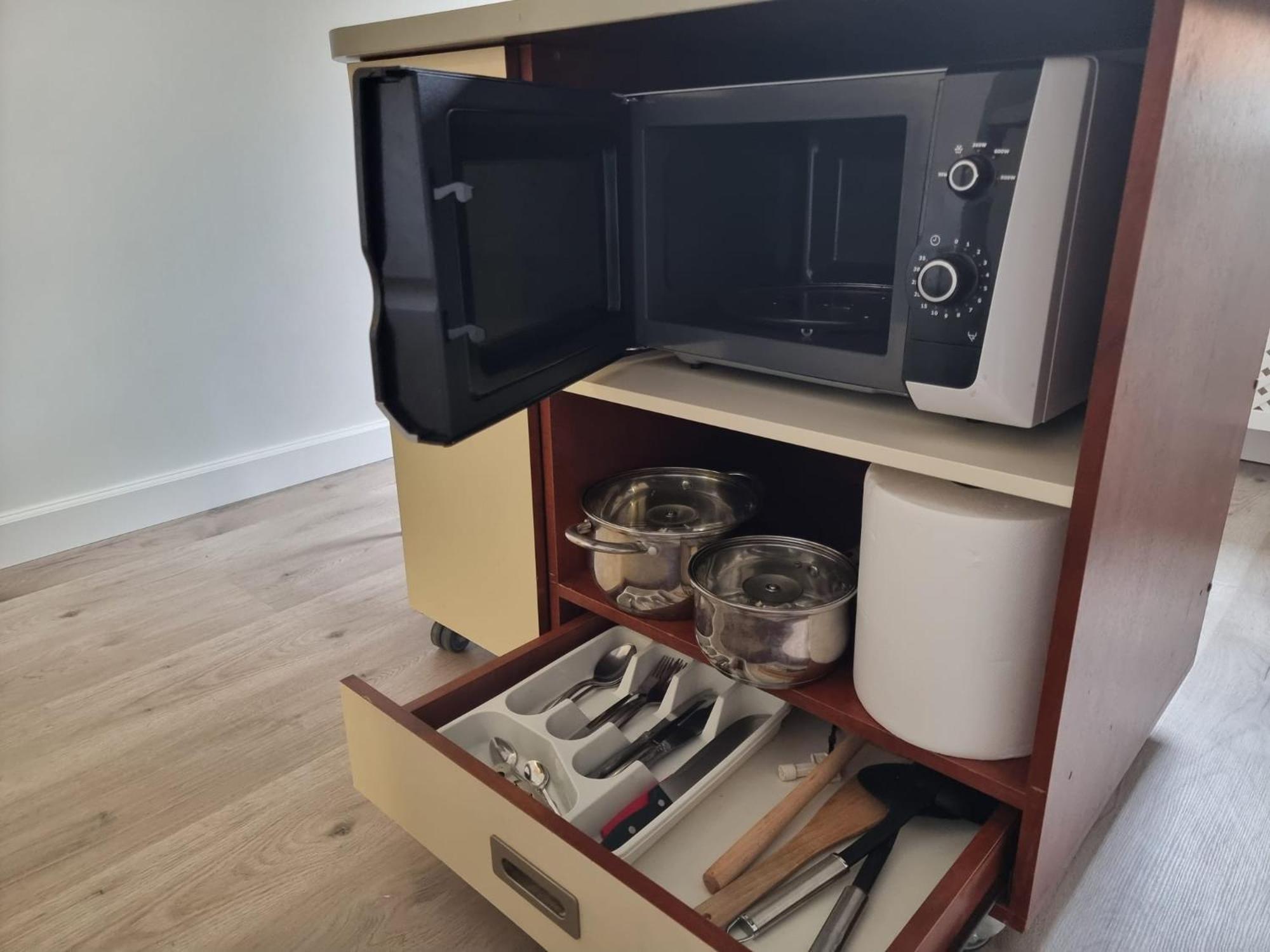 Apartment, New Renovated In Quiet Center With Balcony With Parking Apartment Riga