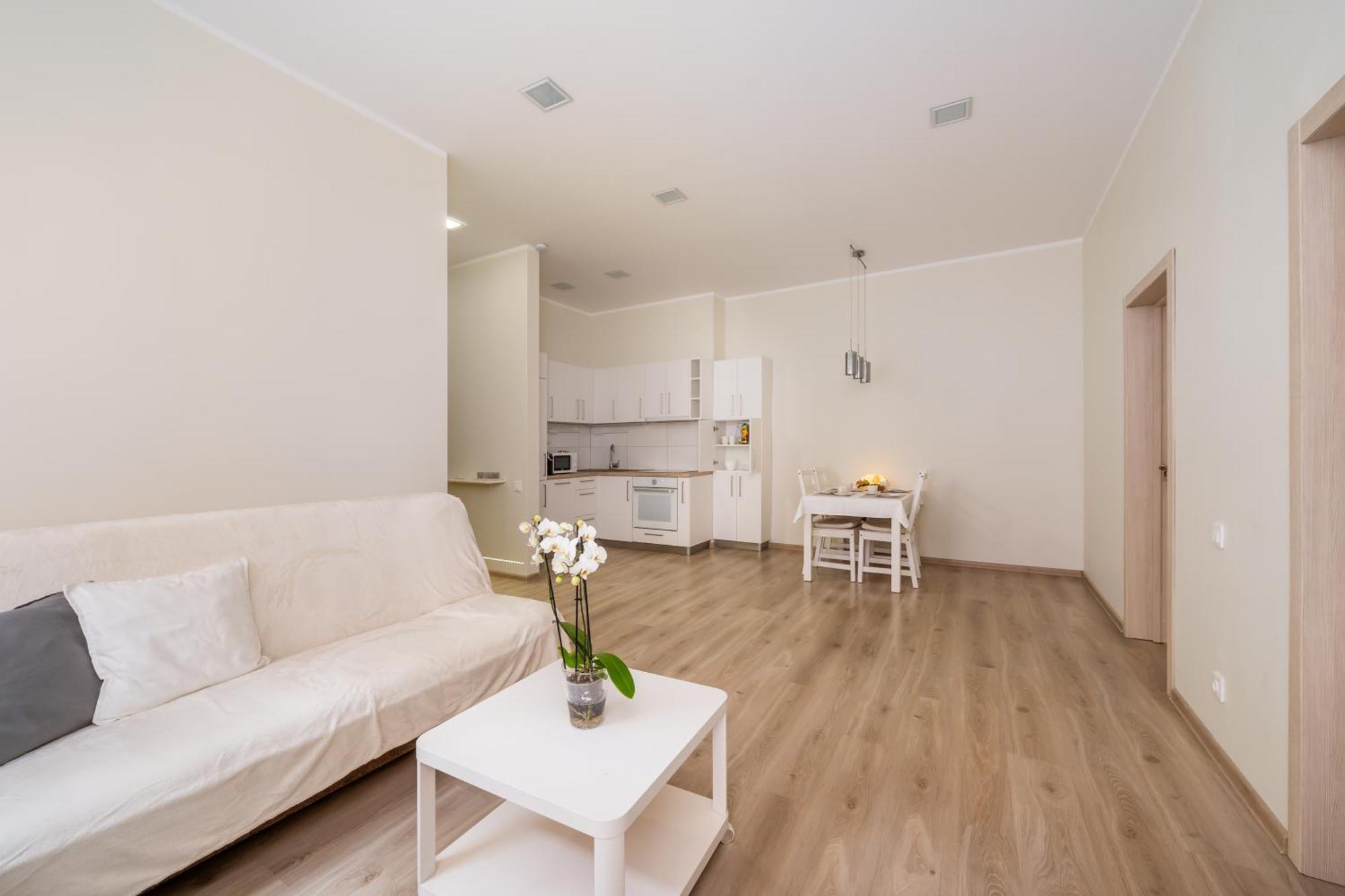 Spacious 73m2 Modern Flat In The Heart Of Apartment