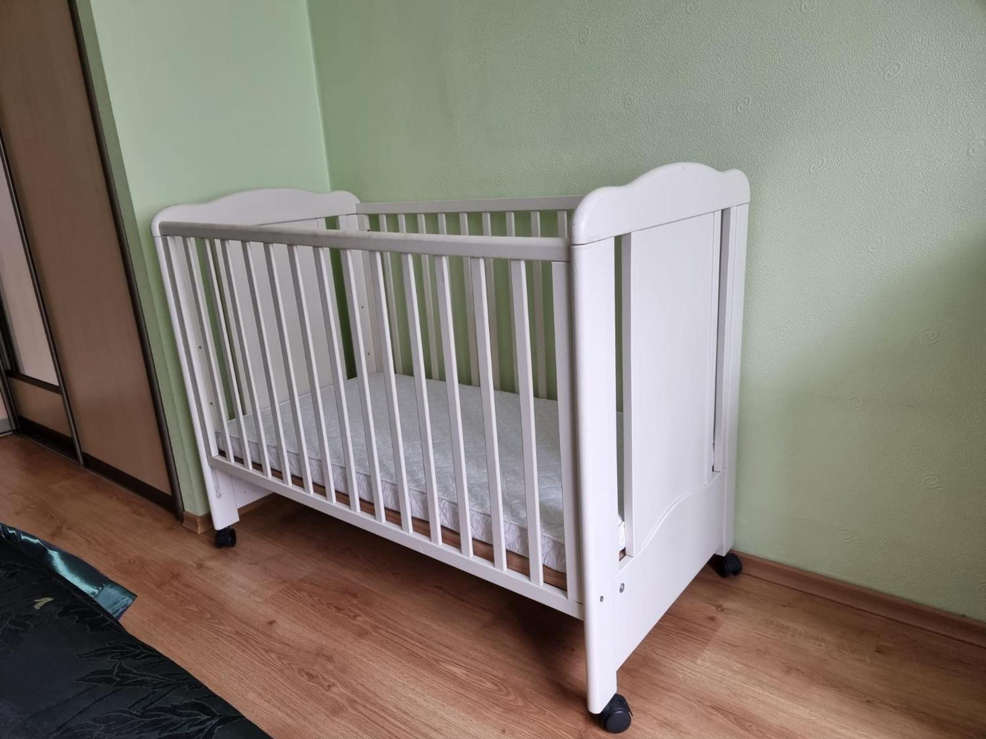 3 Bedrooms Next To Dom Square Apartment