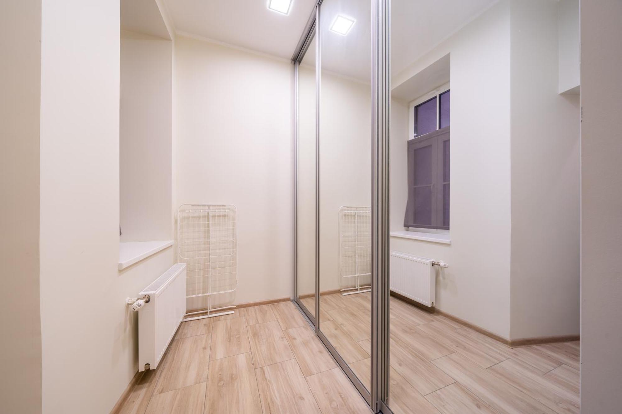 Apartment Spacious 73m2 Modern Flat In The Heart Of