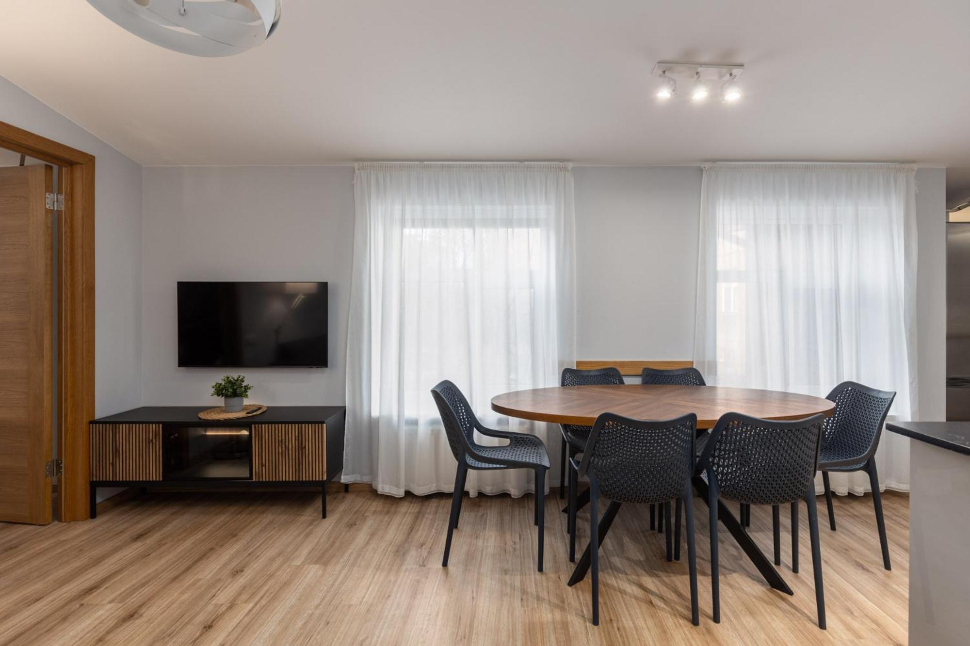 Lab1 House Apartment *