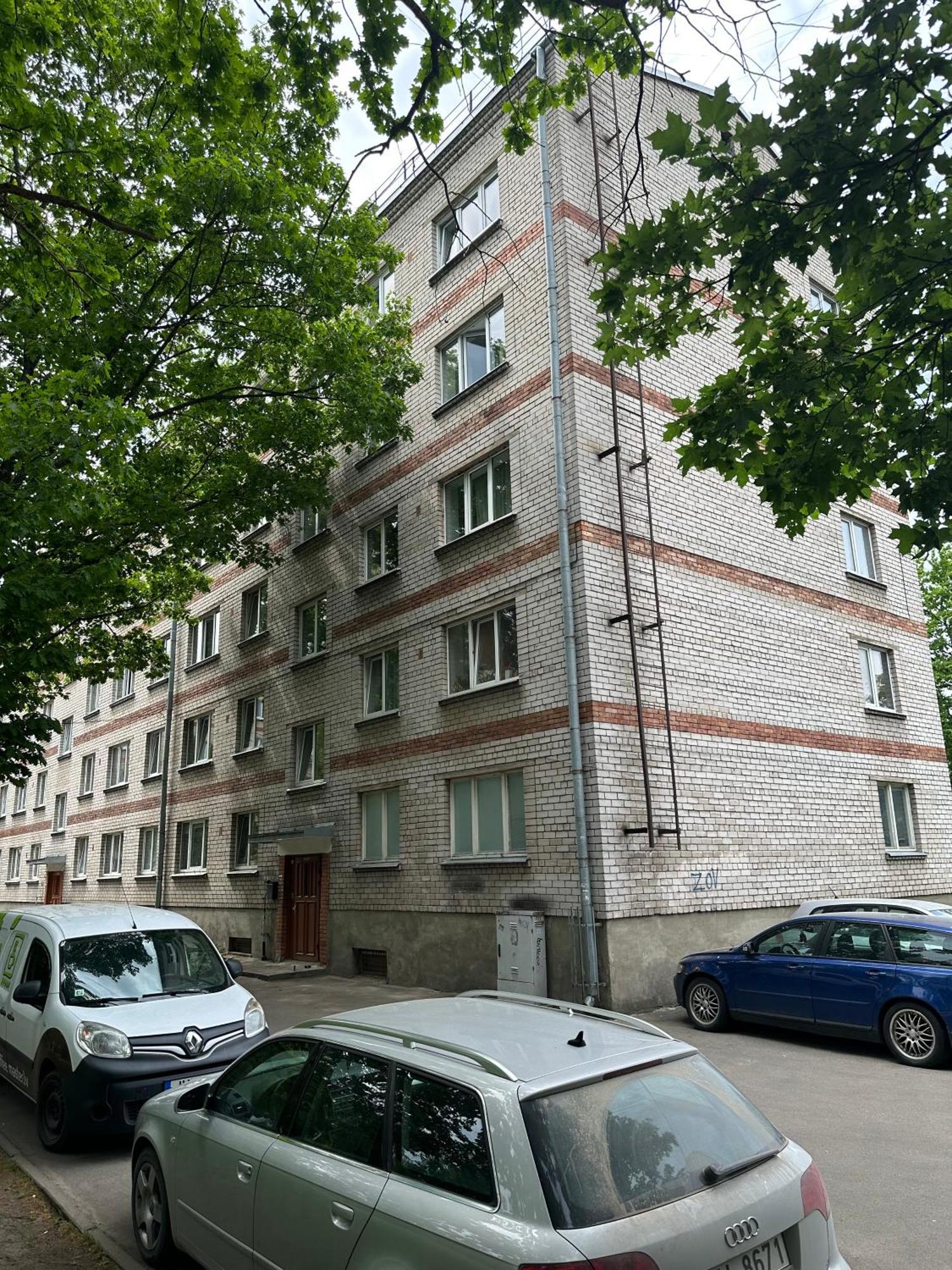 Raunas Komuna Apartment