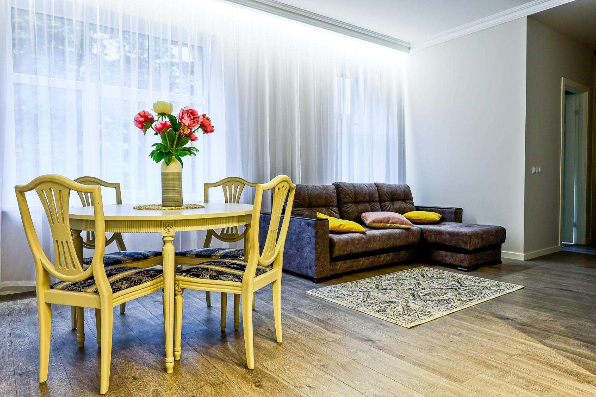 Superb In Centre Apartment *