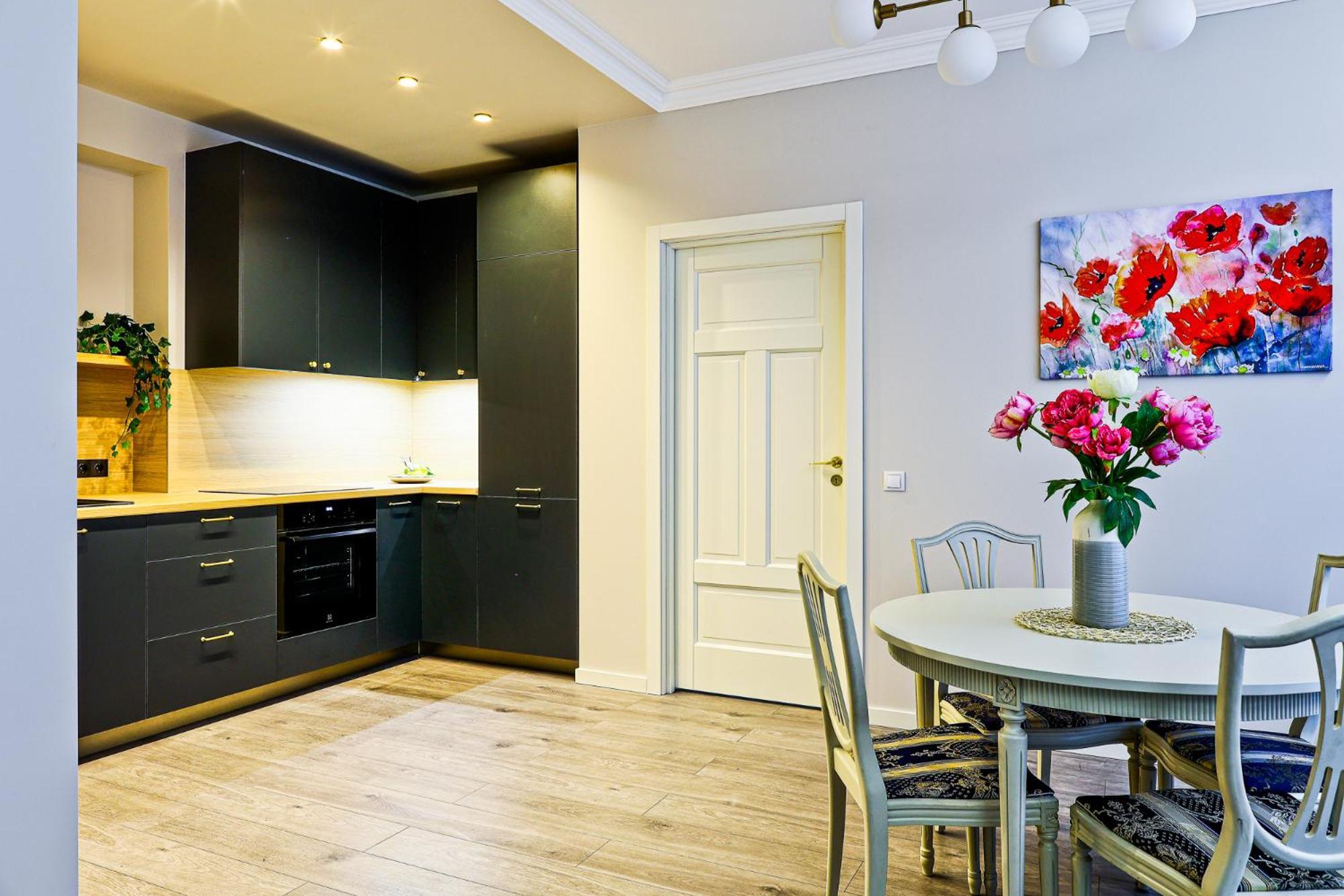 Superb In Centre Apartment *