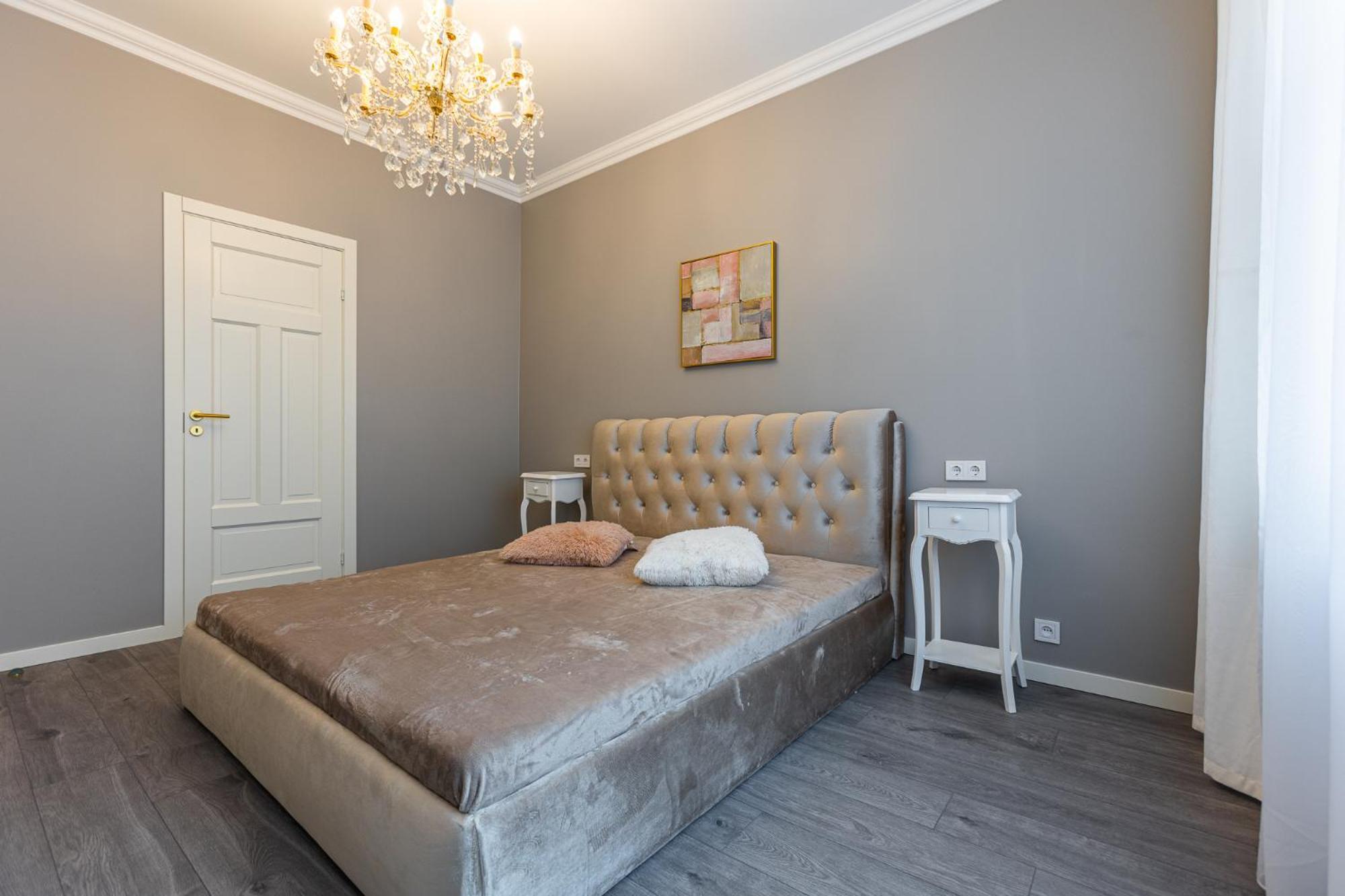 Superb In Centre Apartment