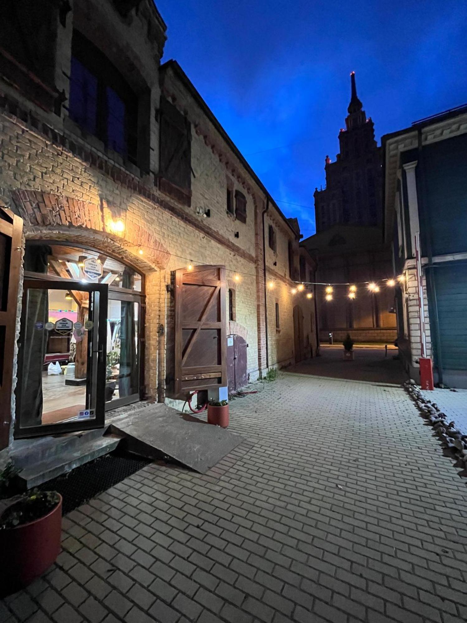 Urban Glamping