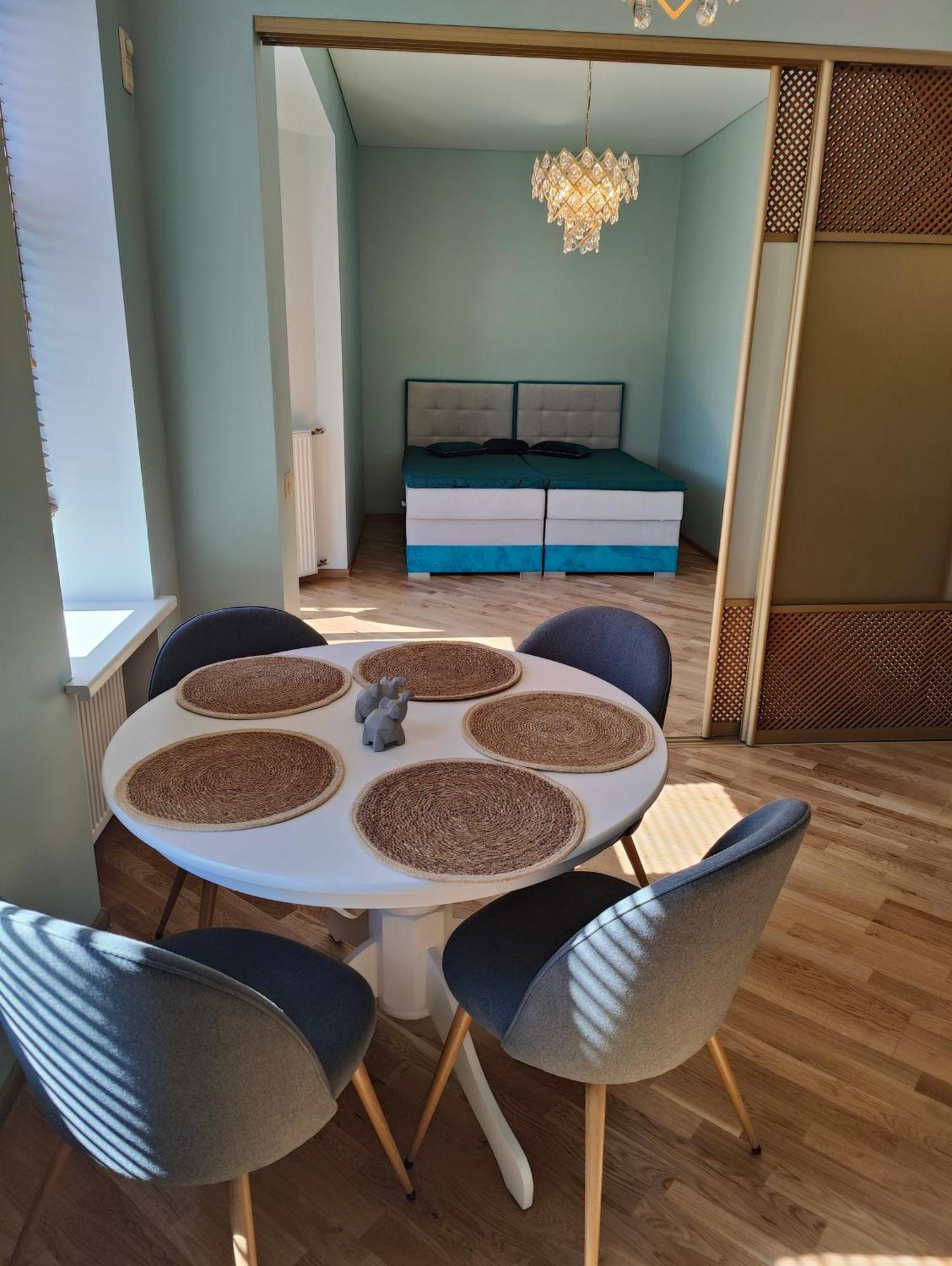 Apartment Self Check-in In The Heart Of