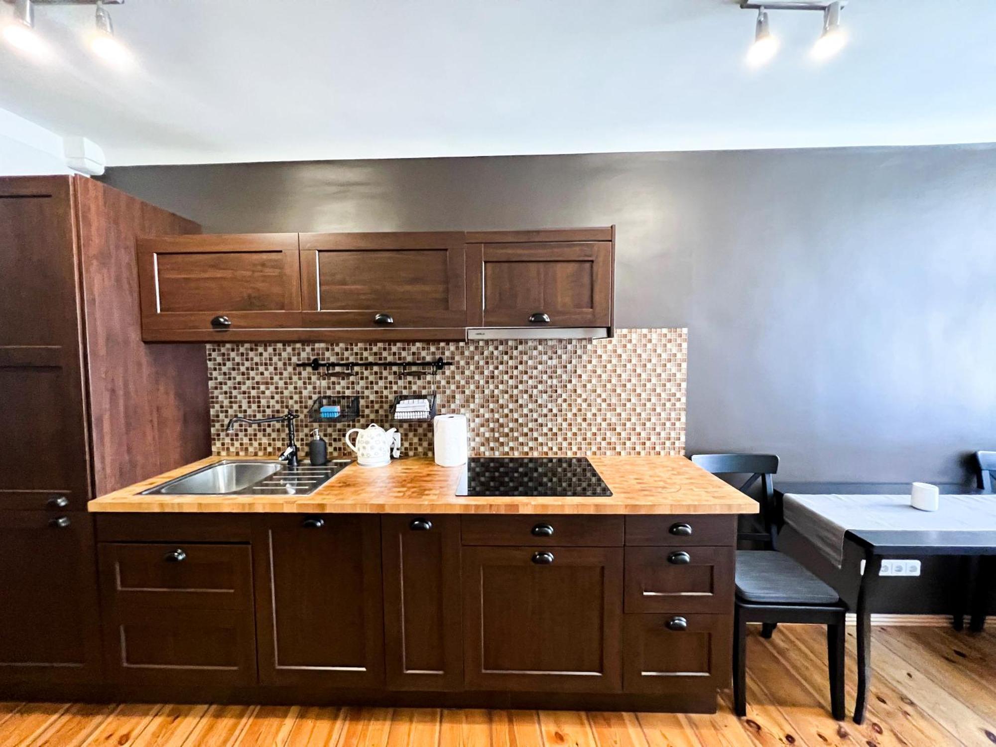 Dome Square Apartment, Old Town Apartment *