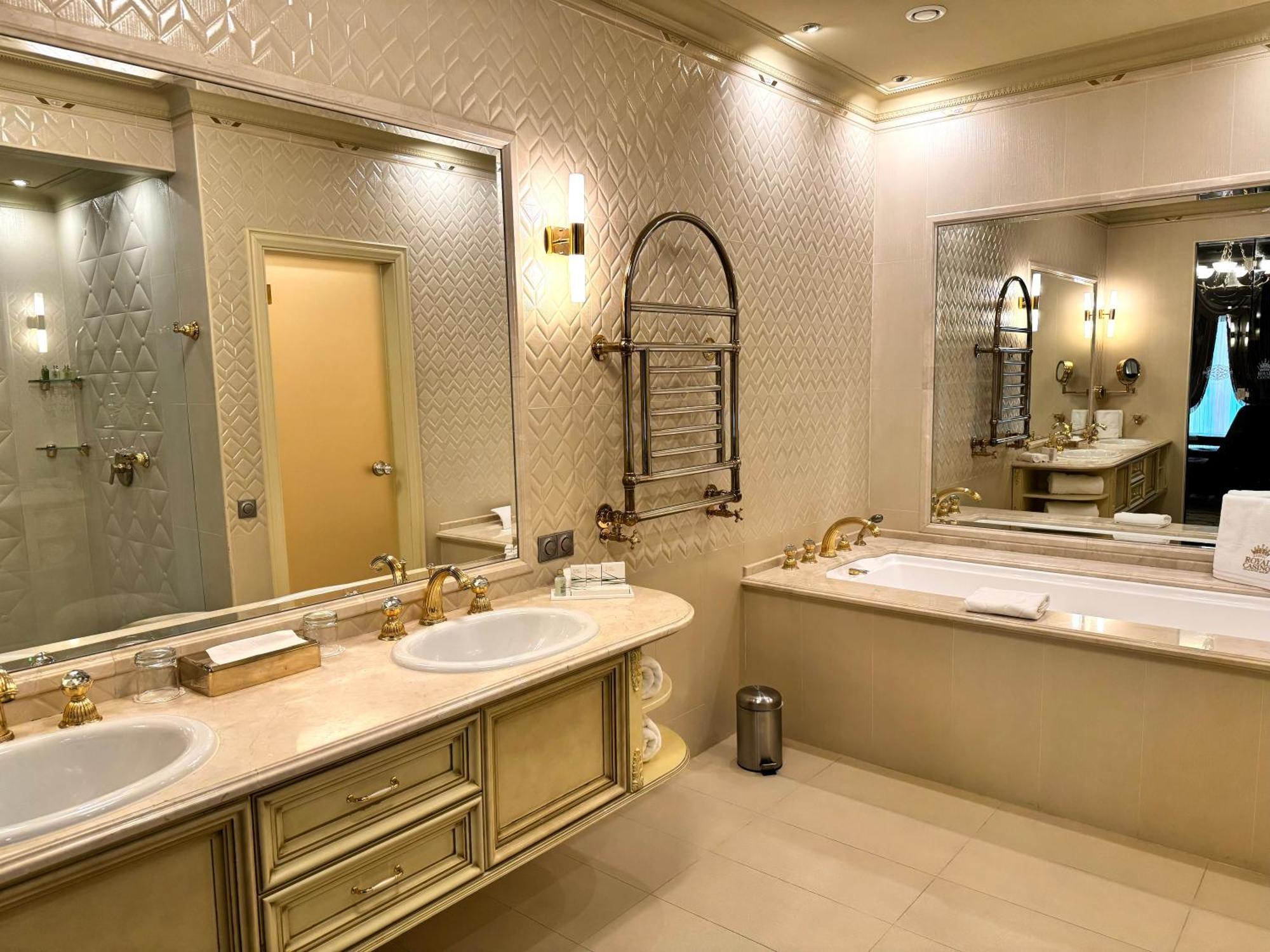 Hotel Royal & 5*