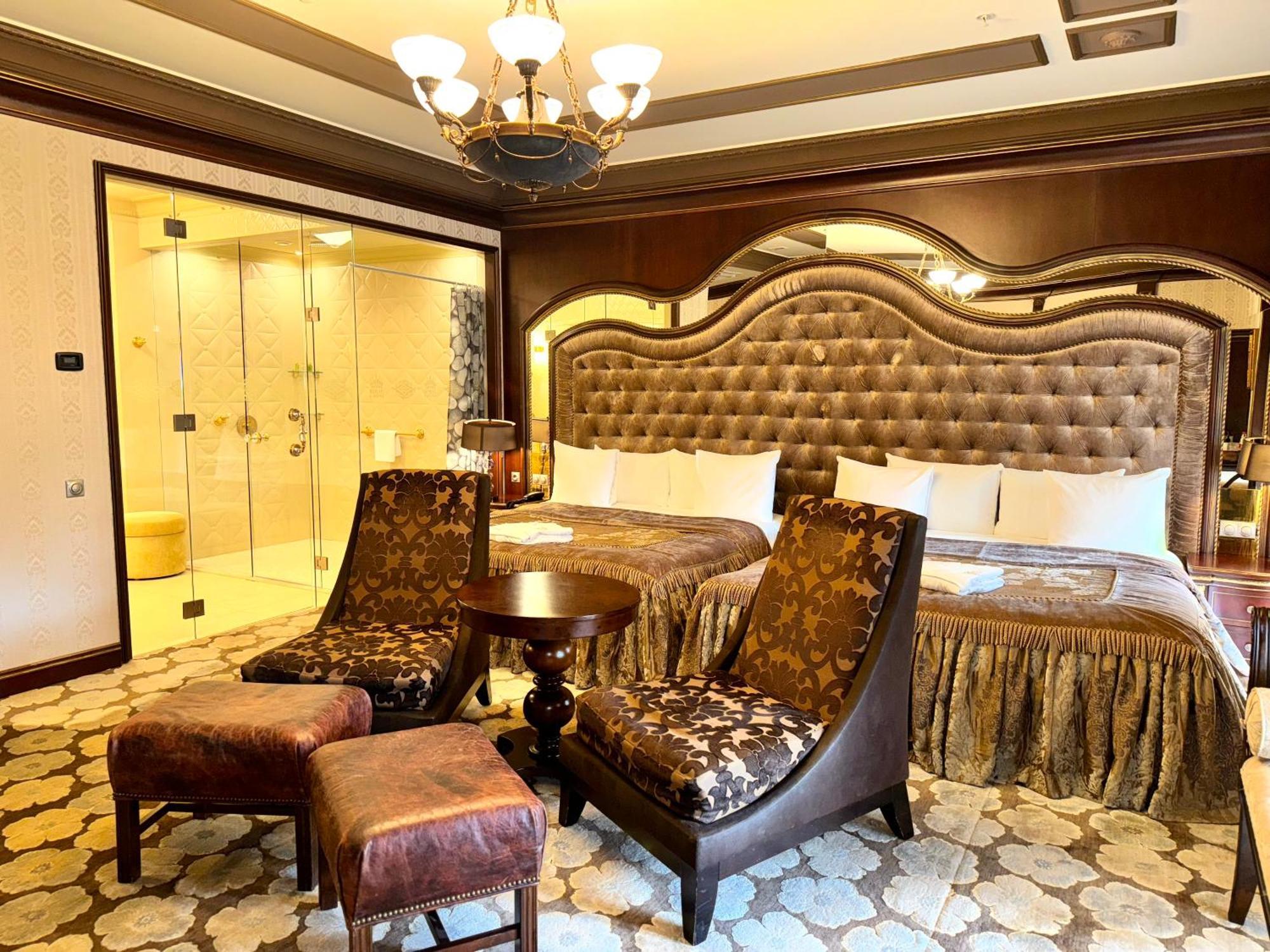 Hotel Royal &