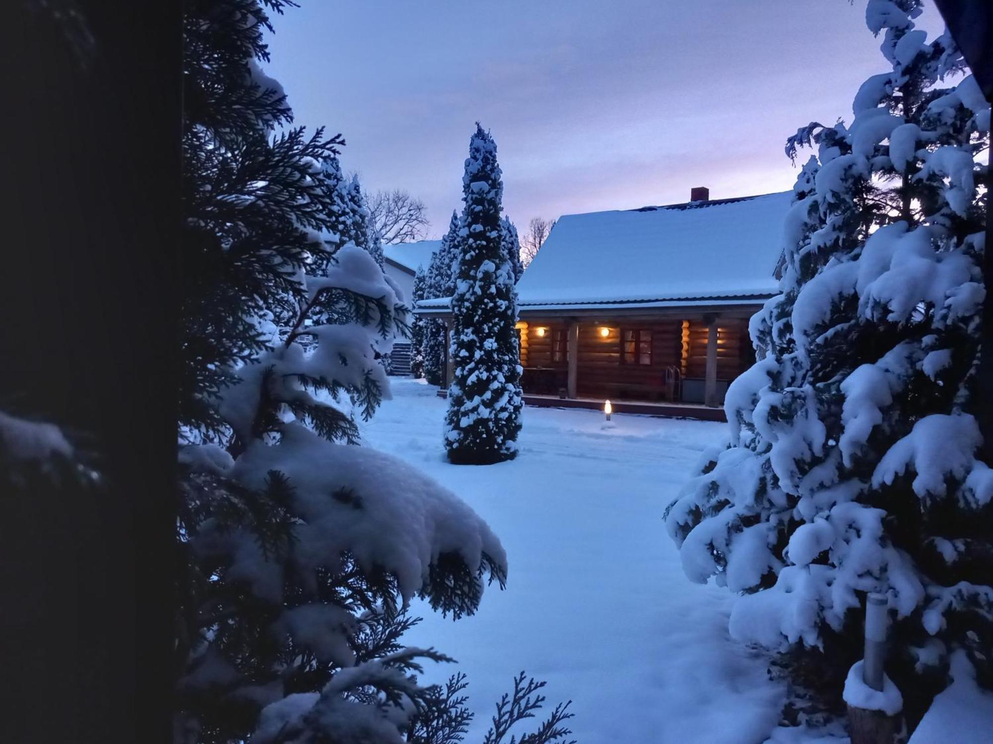 Forest Edge Lodge * Riga