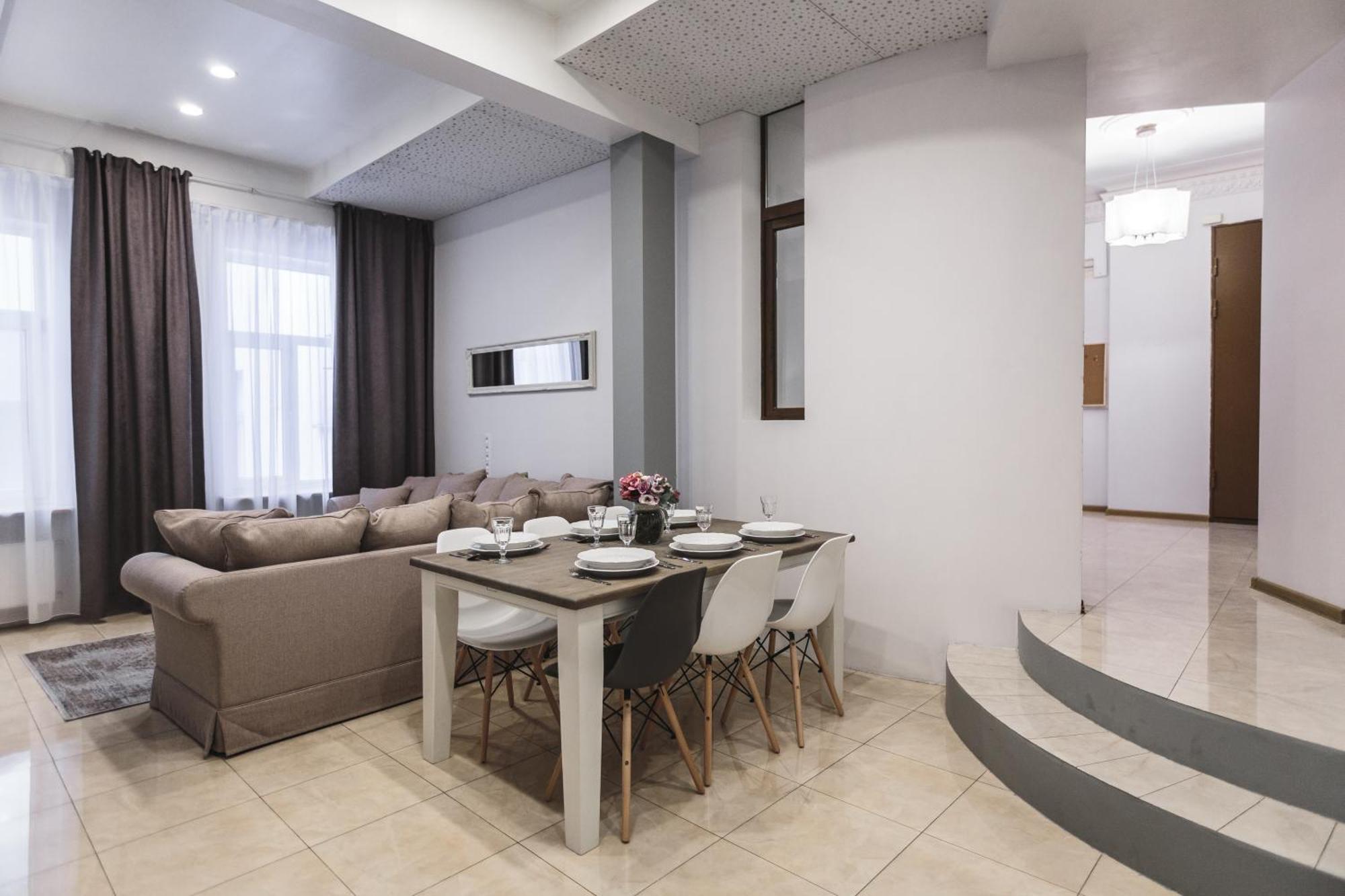 Bearsleys Archers Apartment Riga