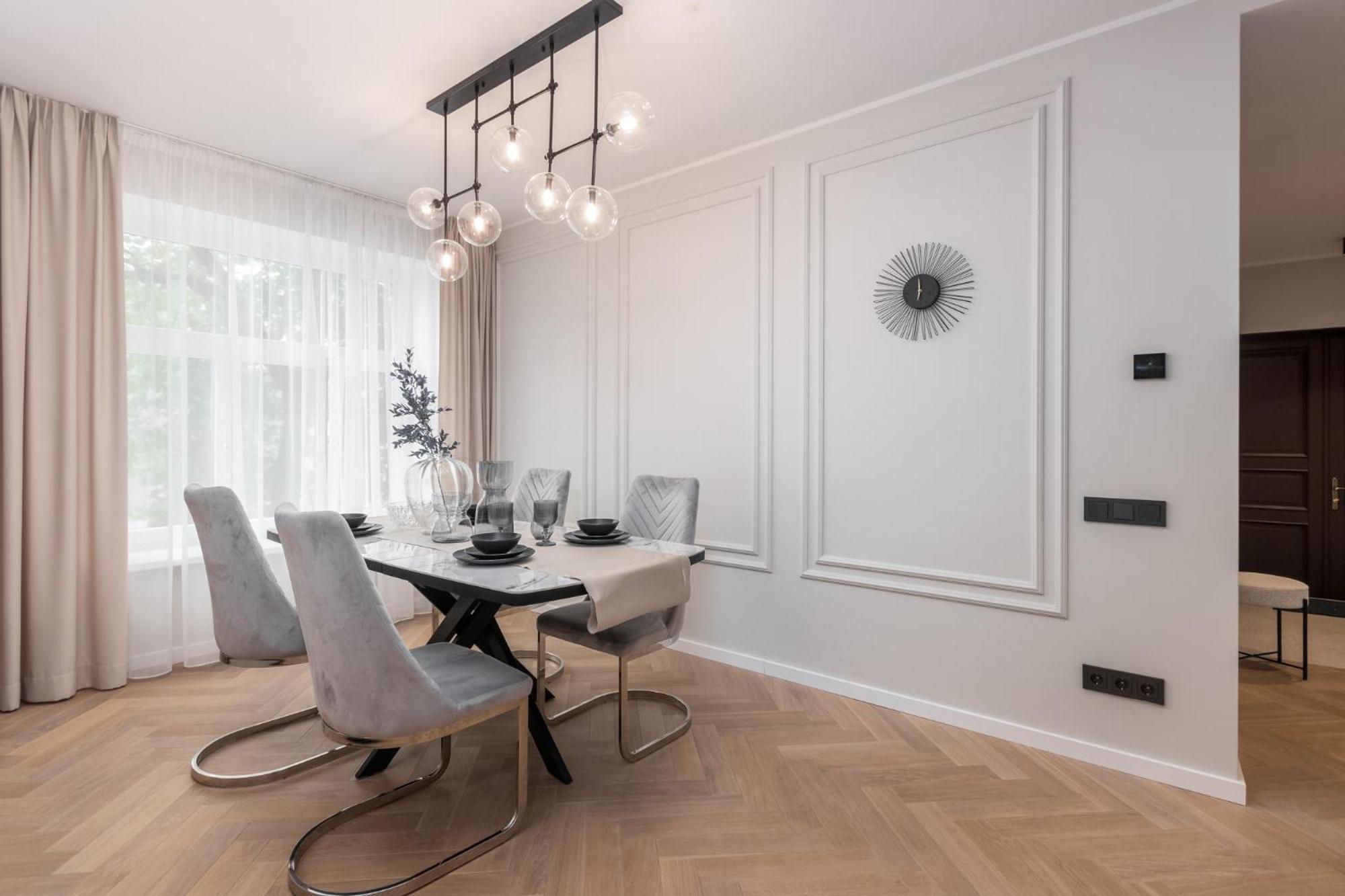 Apartment Terrific First-class In Town Center