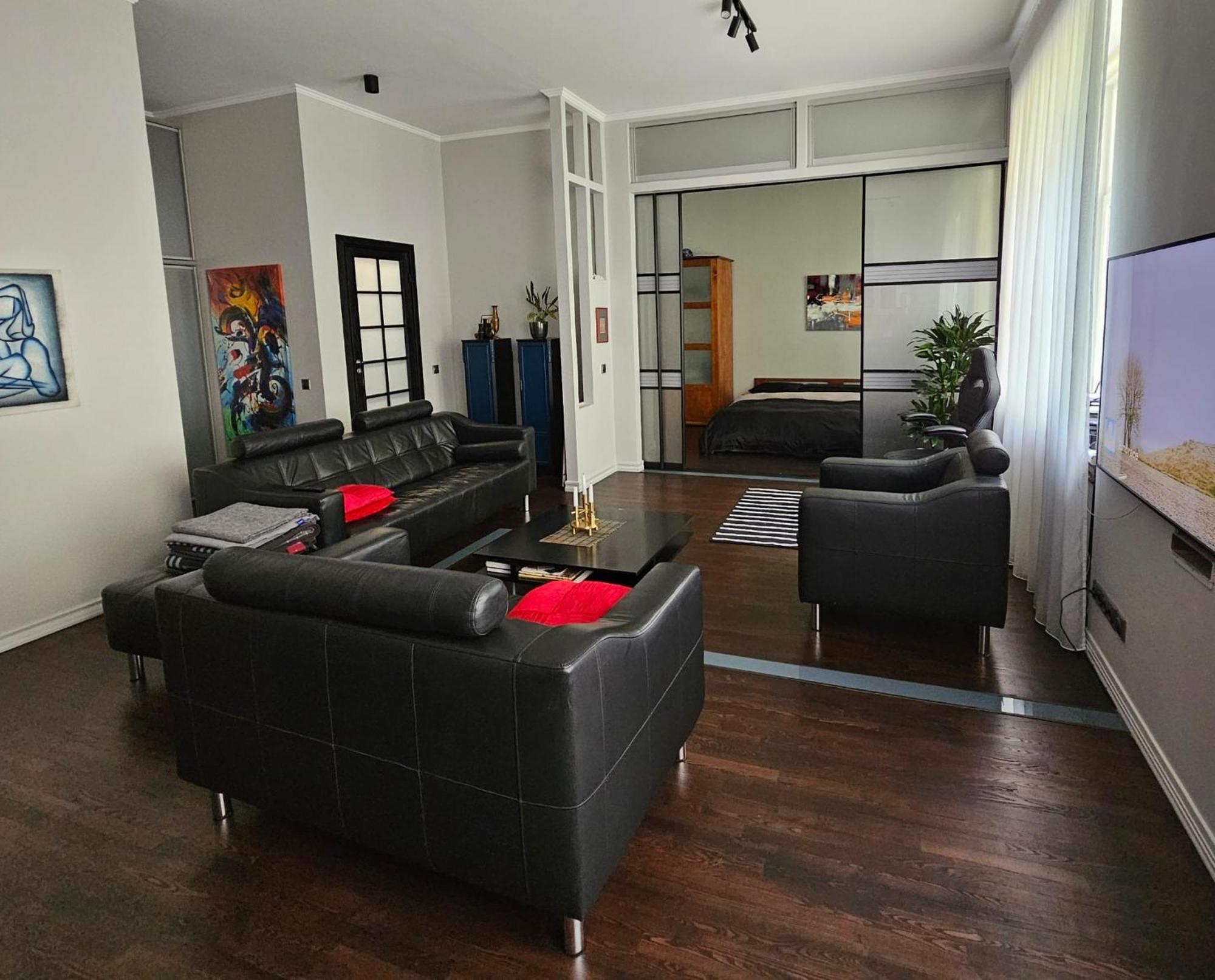 Apartment Modern In Embassy Area Riga