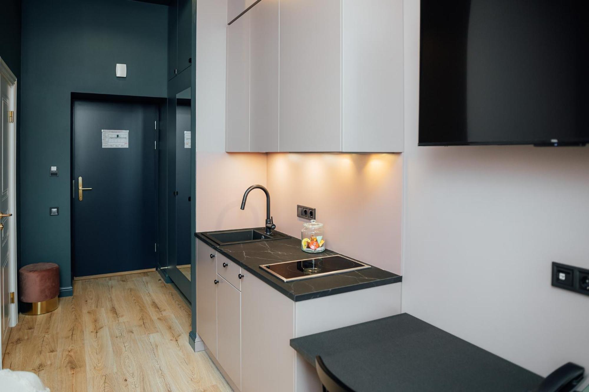 Amella Aparthotel