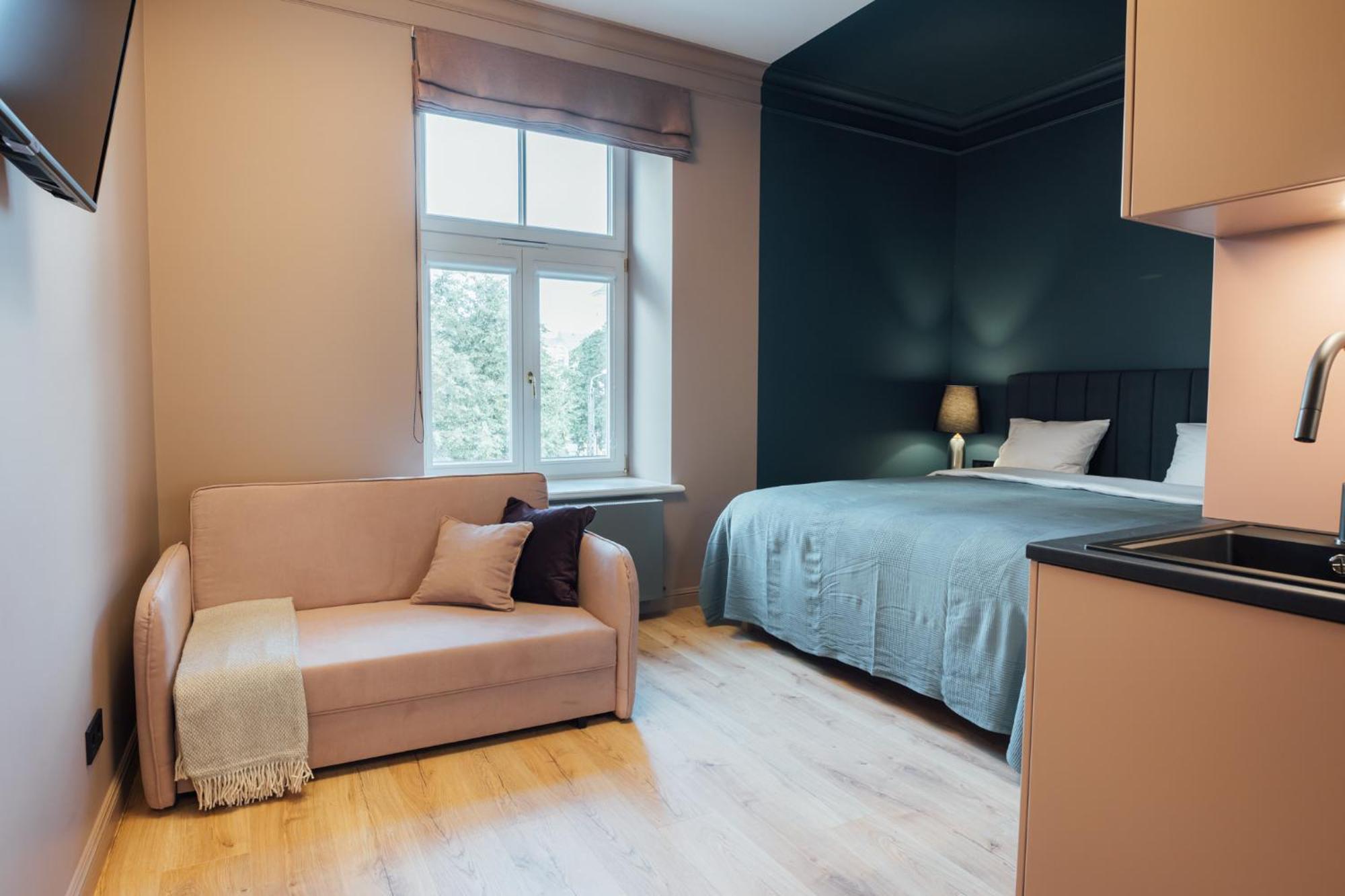 Amella Aparthotel 4*