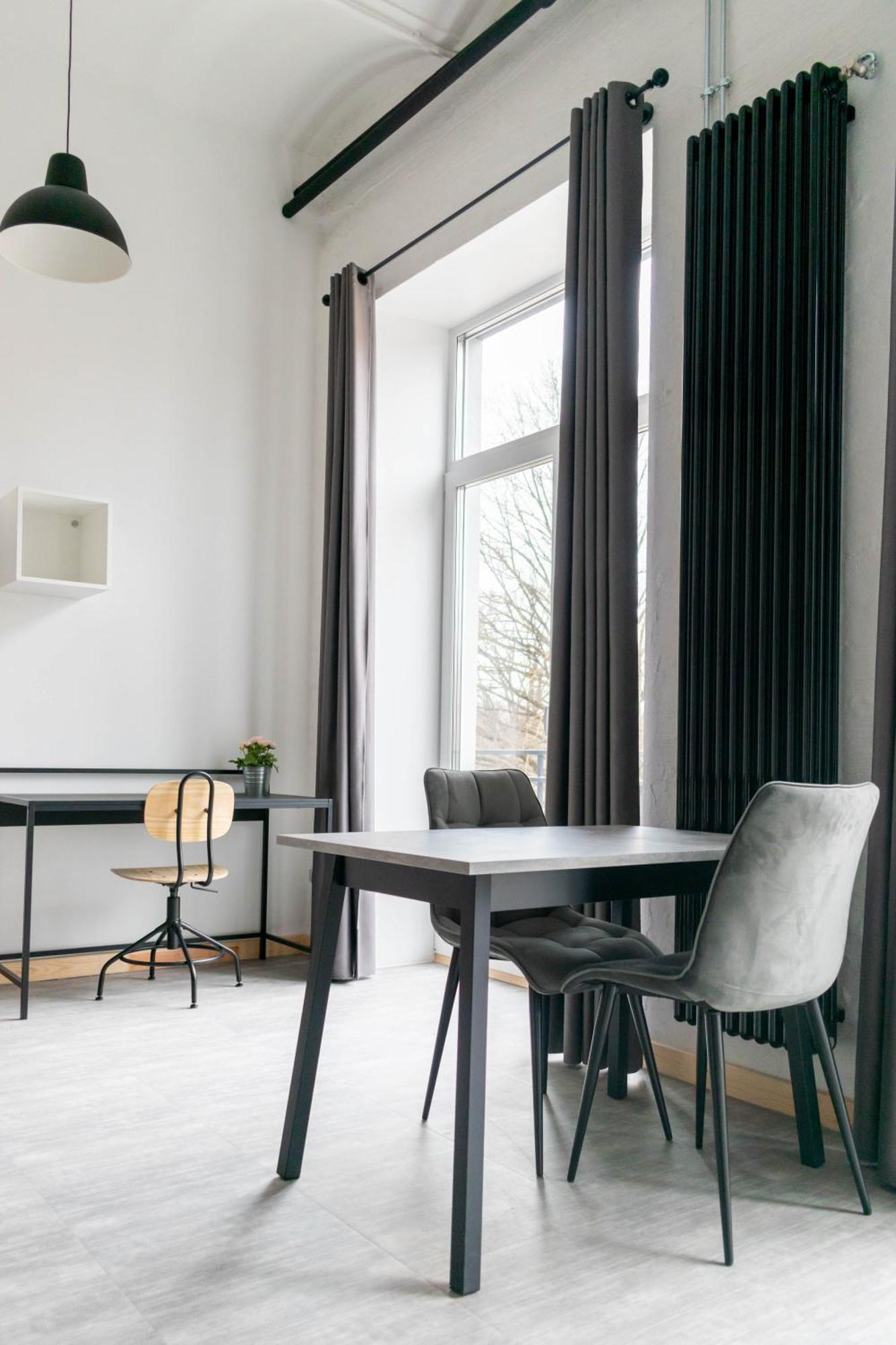 Apartment Youthments Living *