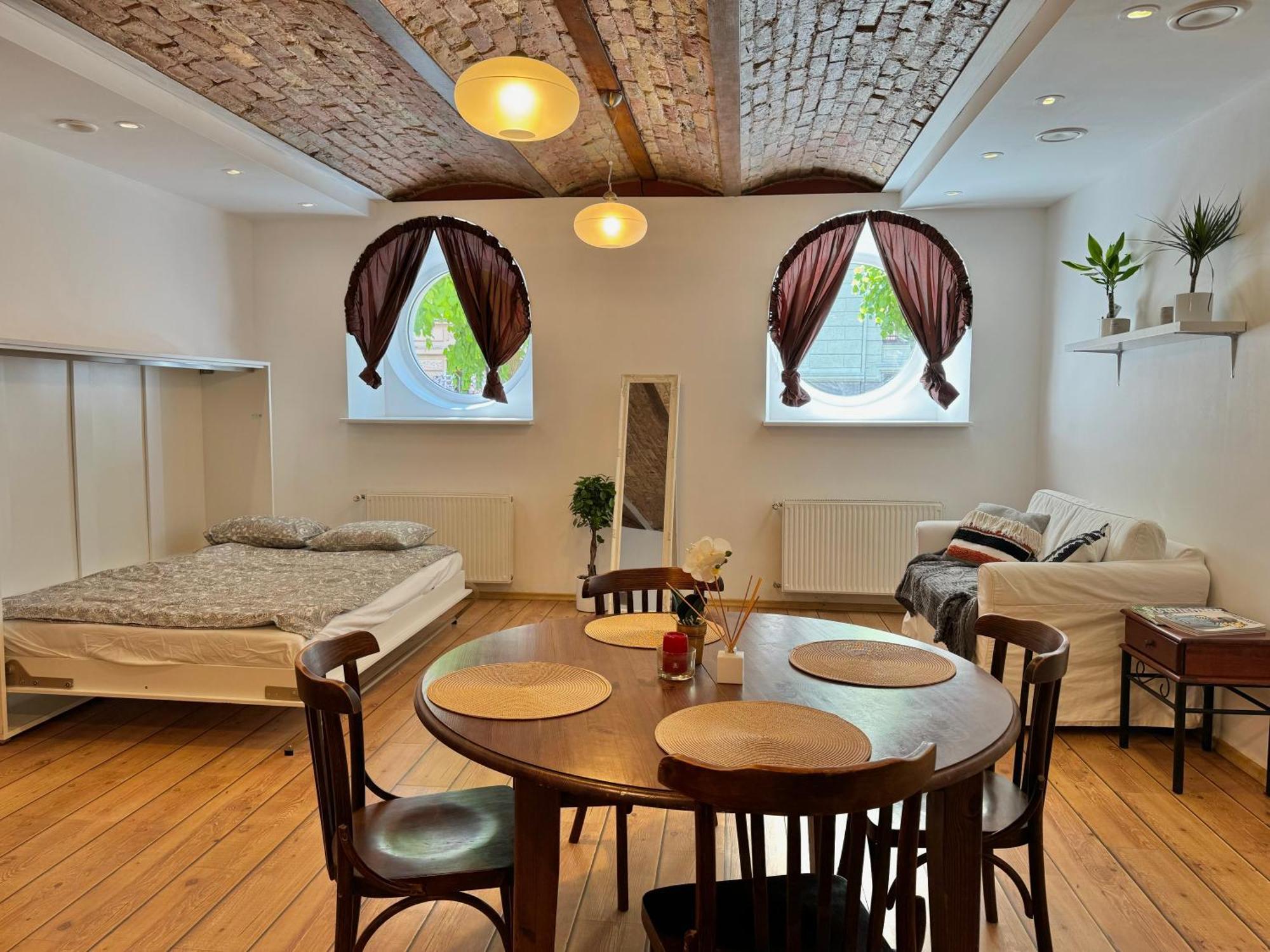 Apartment In Art Nouveau District *
