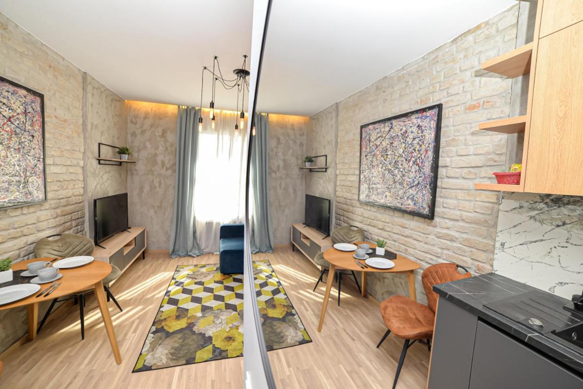 Homly S22 Apartment