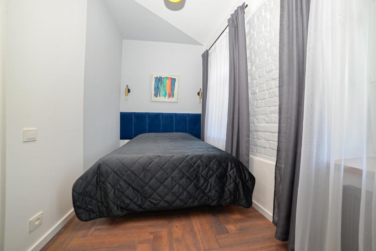 Homly S22 Apartment
