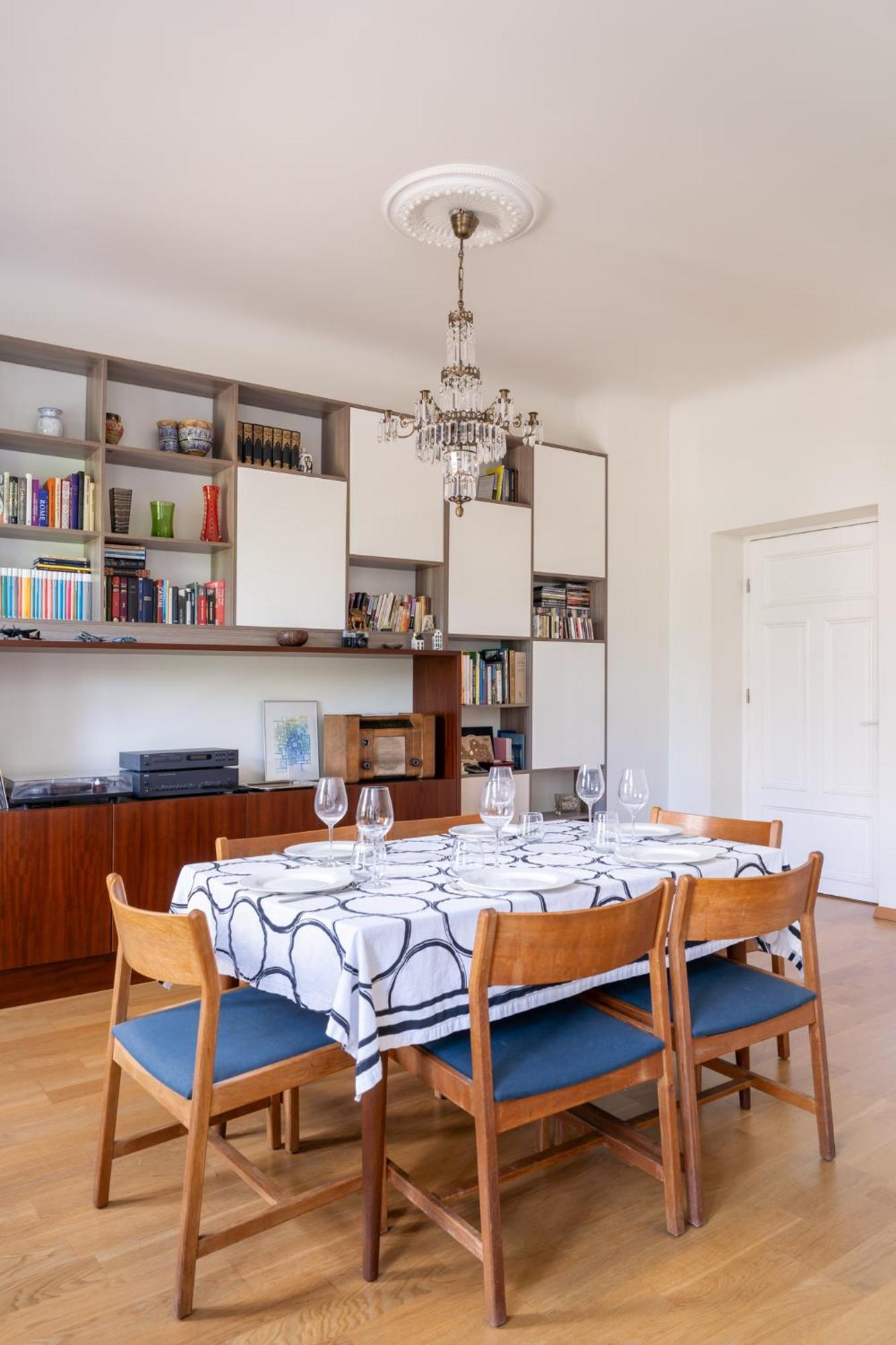 Elegant And Spacious Apartamento Riga
