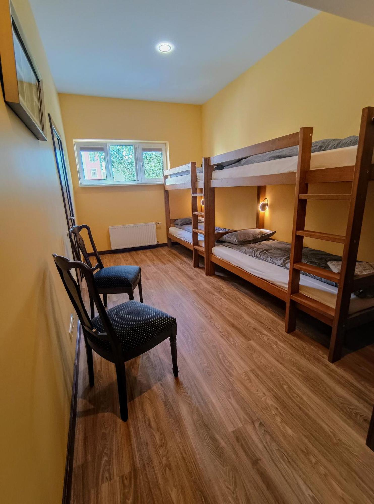Ernests' Unique Townhouse With Sauna, Hot Tub And Free Parking Korter Riga