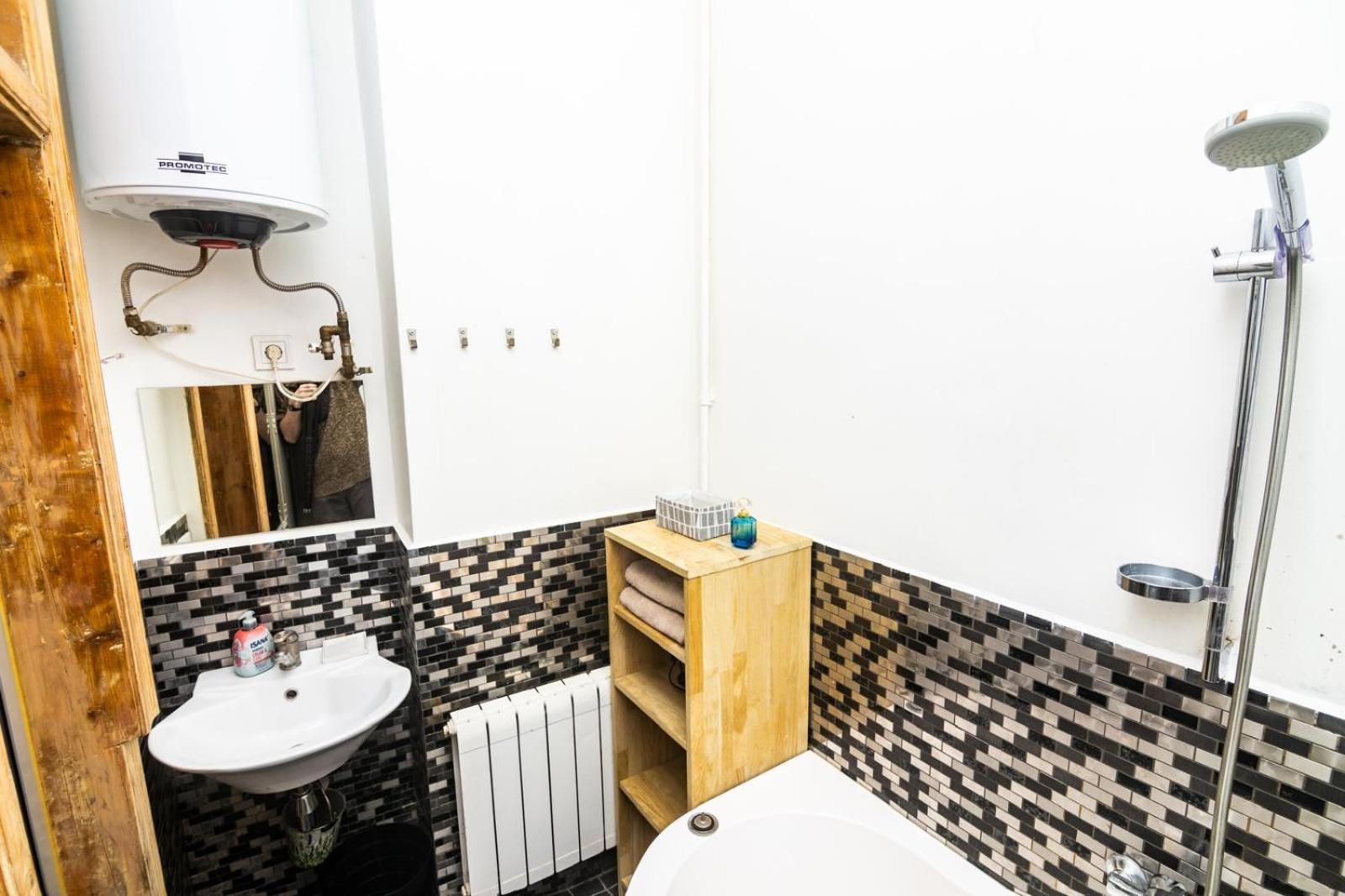 Apartment Spacious Old Town 3 Bedroom Flat Riga