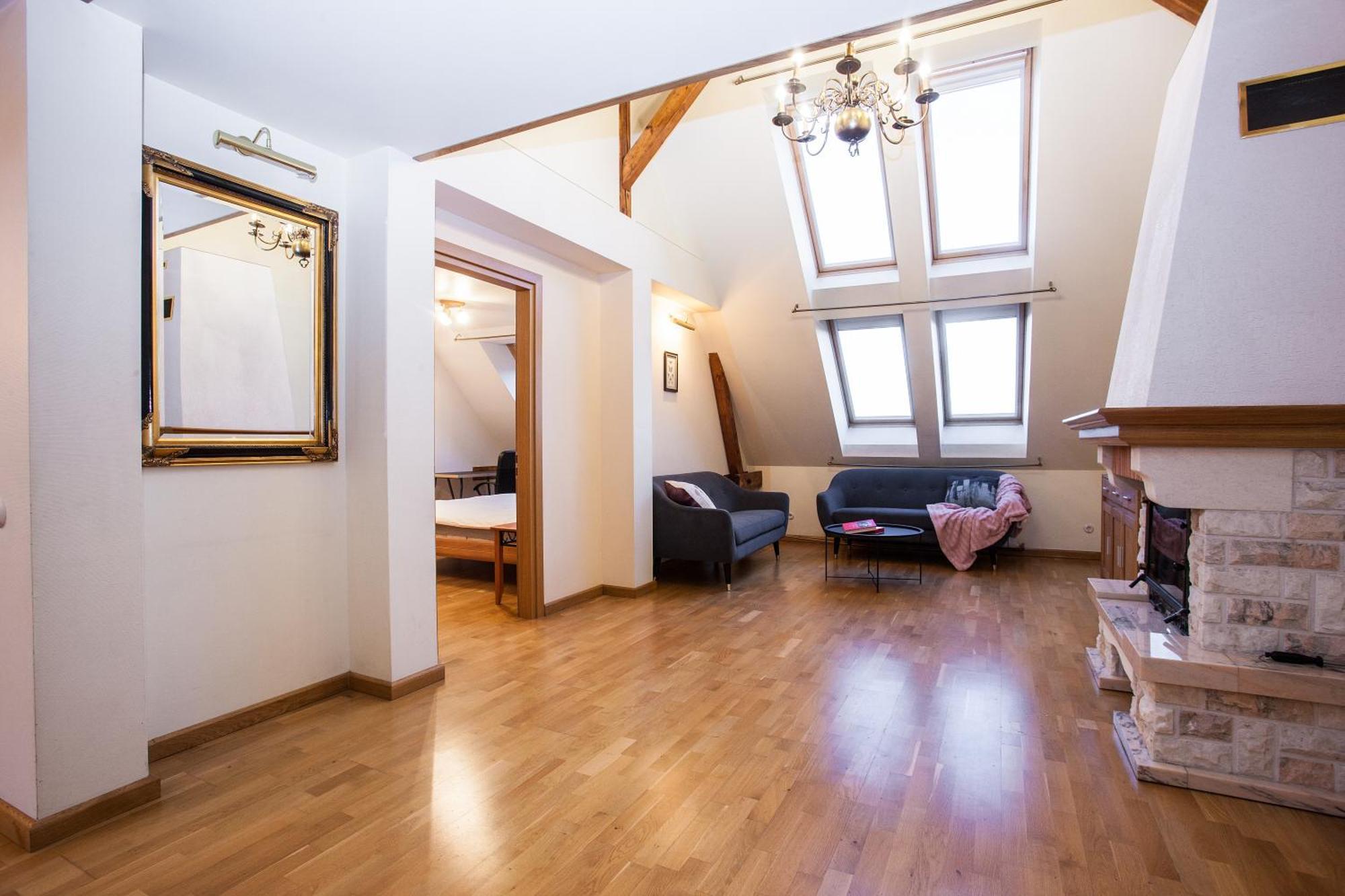 Gertrude's Apartment *