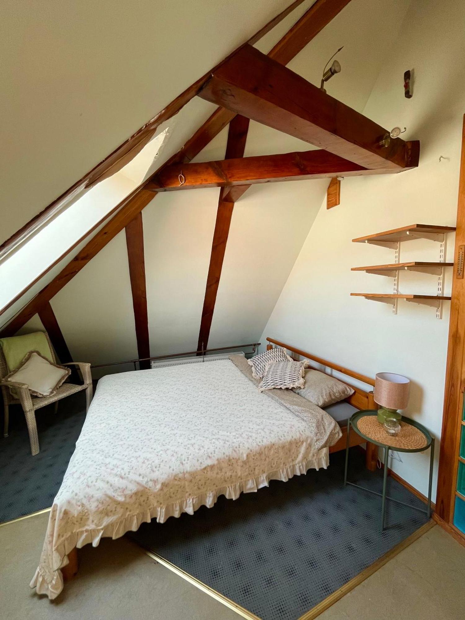 Authentic Loft In The Heart Of Old Town