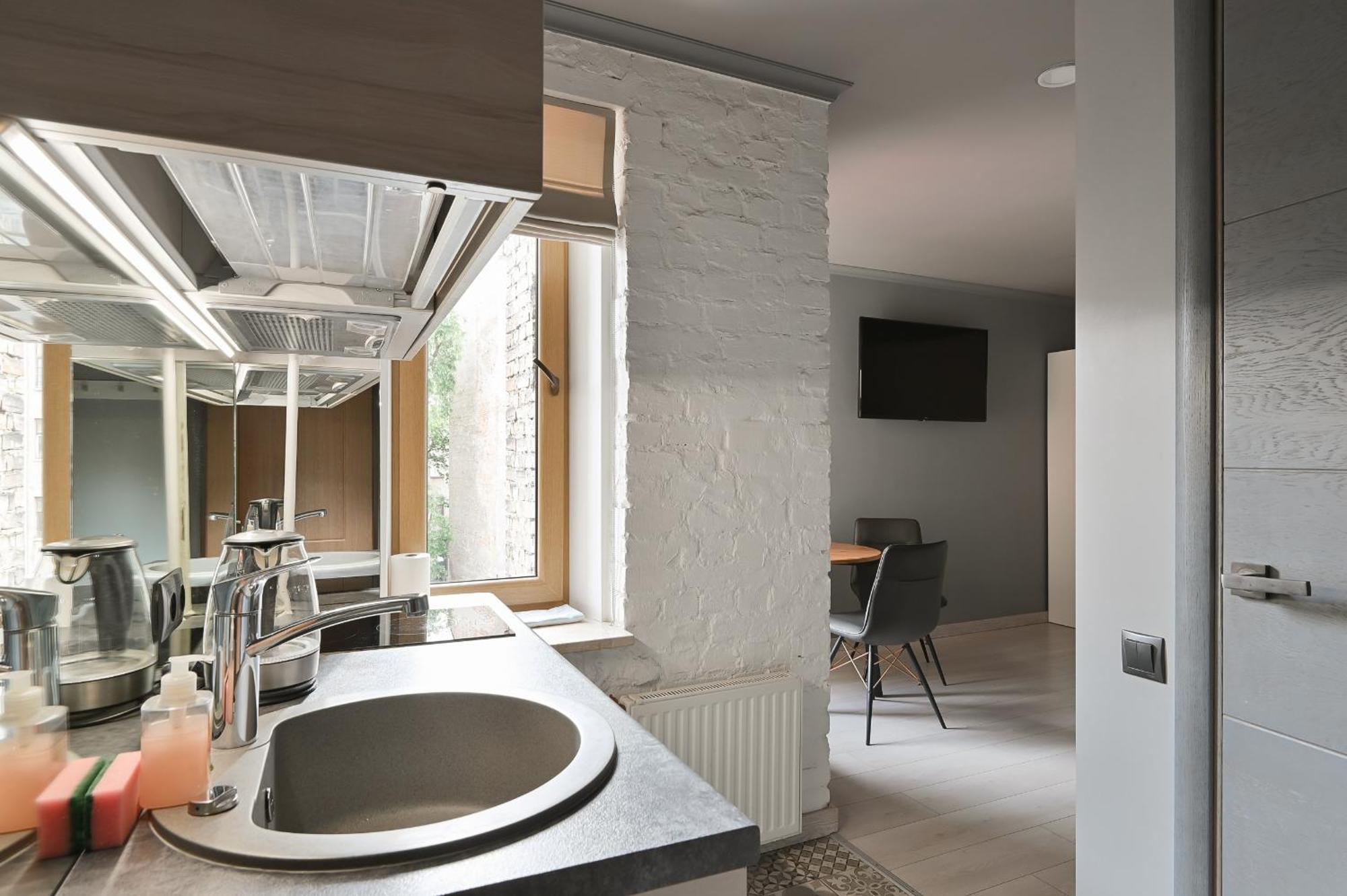 Loft Design & Free Parking Apartment