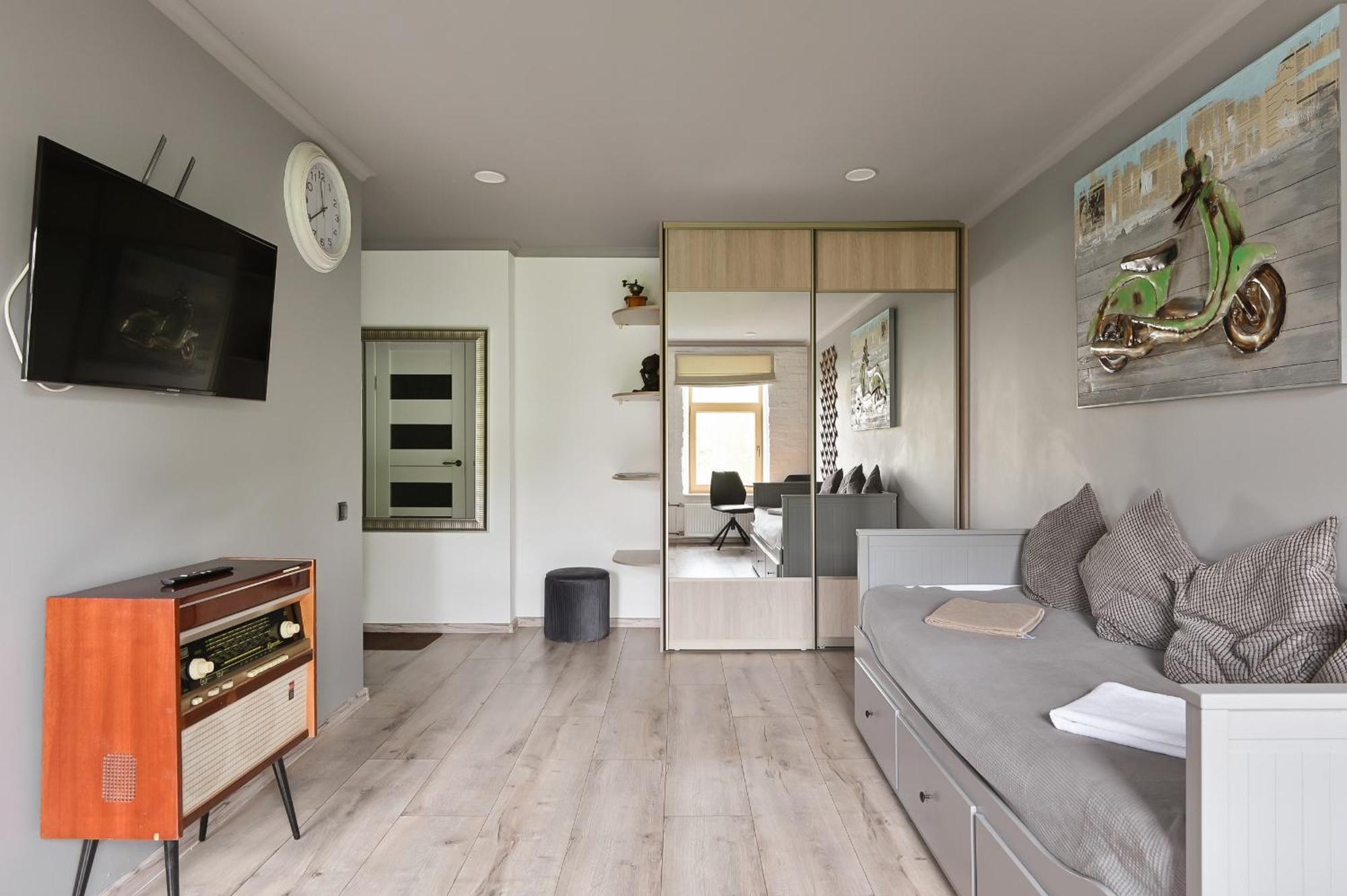 Loft Design & Free Parking Apartment