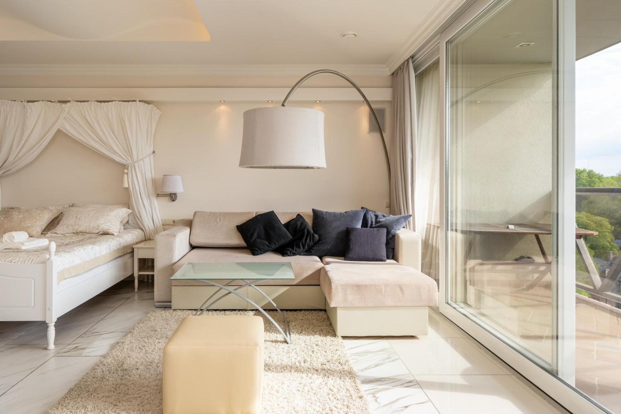 #1 Luxury Jacuzzi Penthouse In Quiet Centre