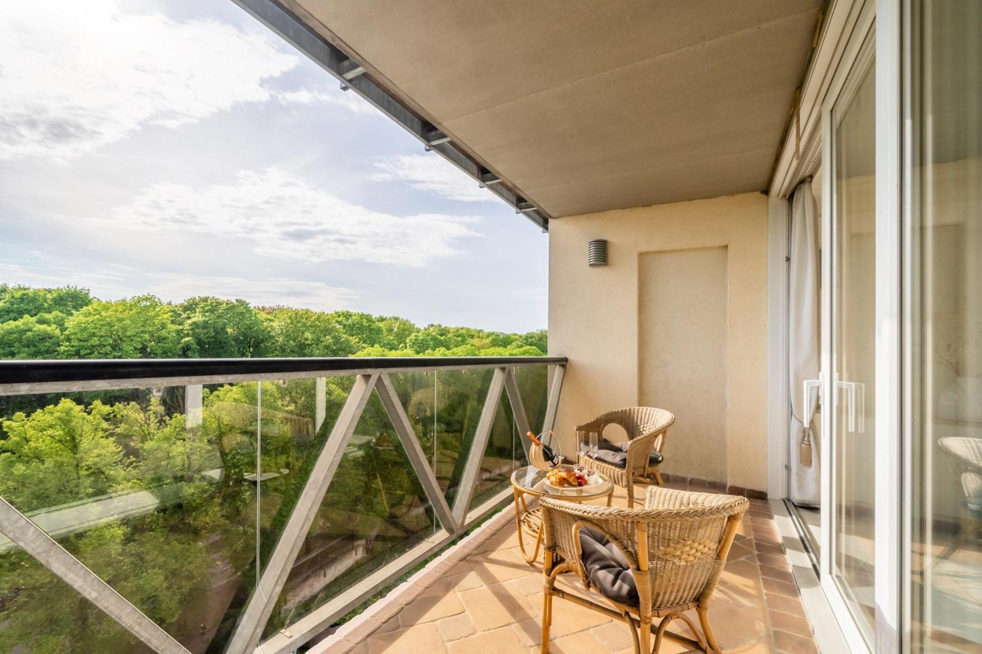 #1 Luxury Jacuzzi Penthouse In Quiet Centre Apartment *