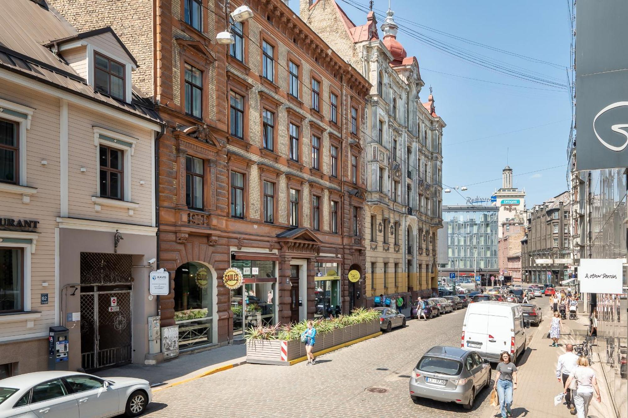 Spacious 82m2 Elegant Flat In The Heart Of Appartement *