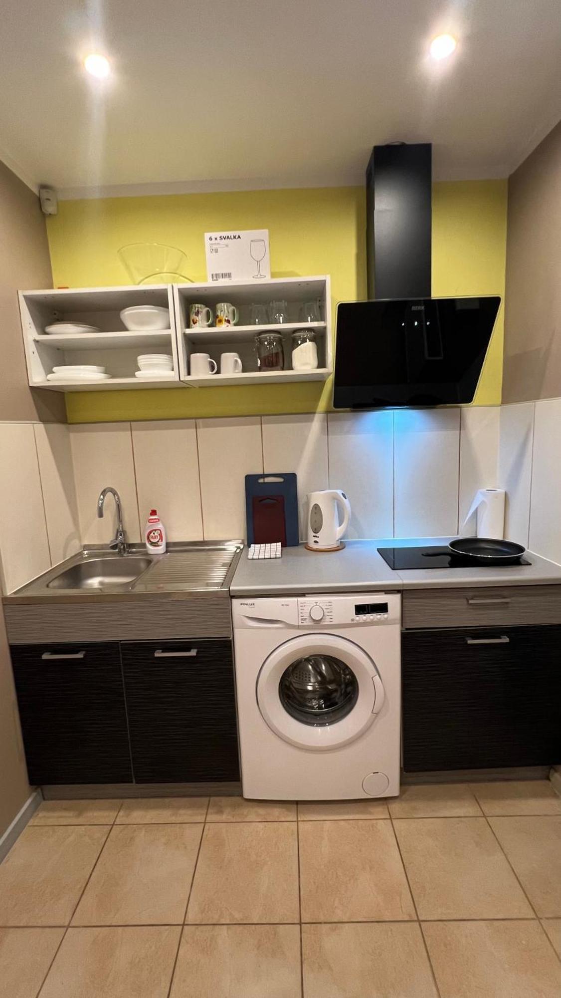 Riverside Promenade M3 Apartment *