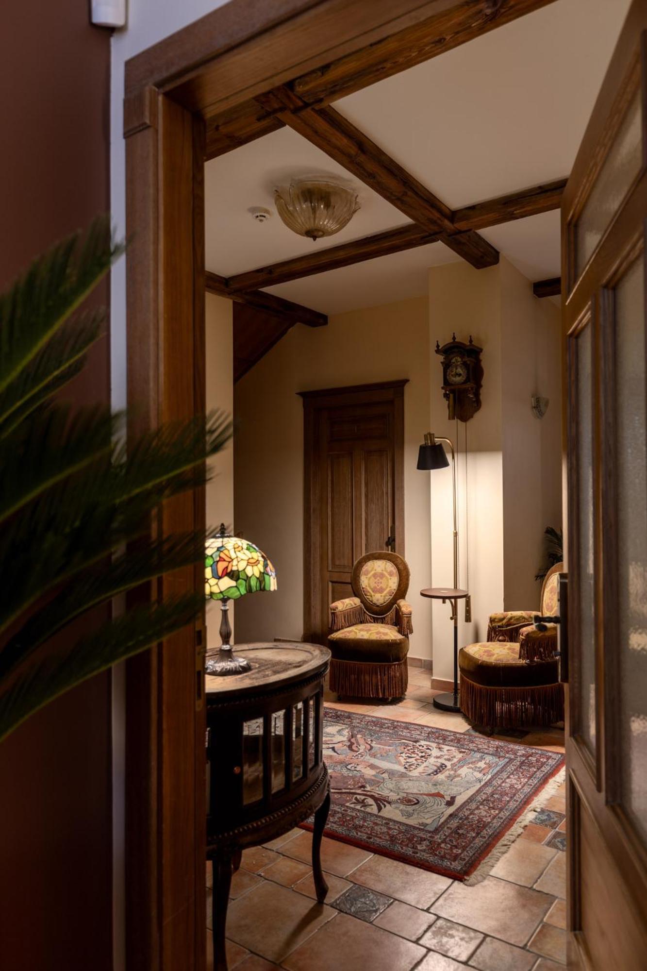 M5 Self-service Boutique 3*