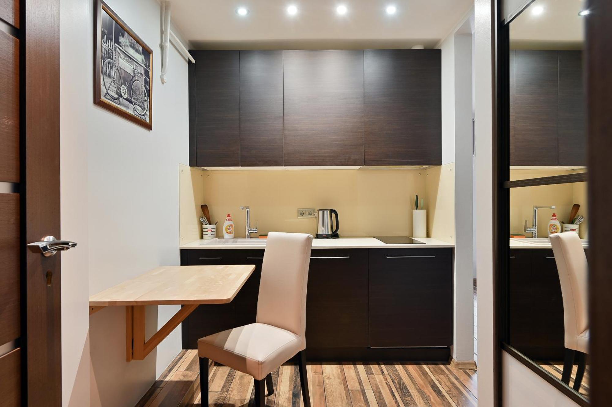 Huoneisto Modern Studio-apartment In The Centre, Free Parking Riika