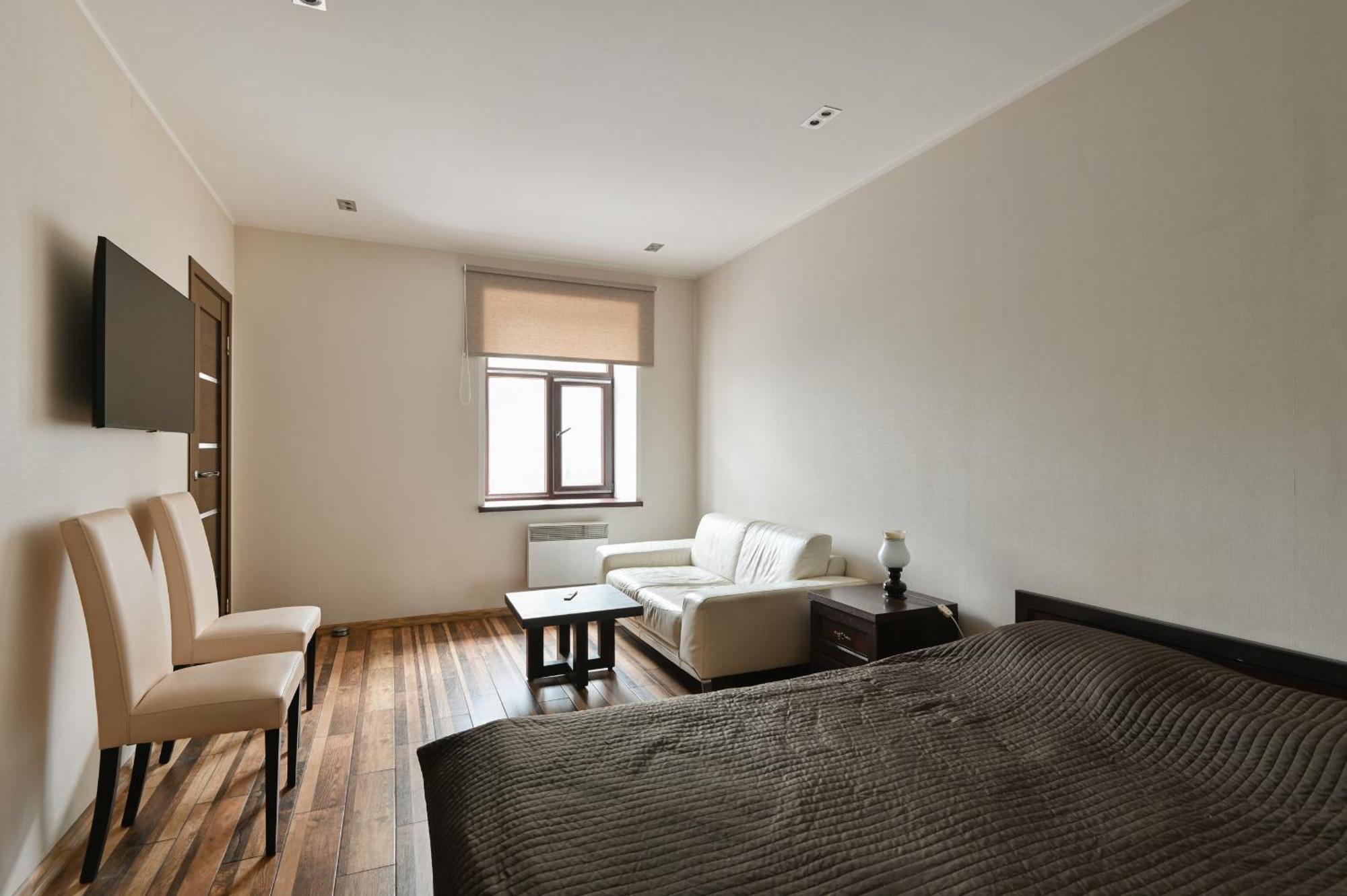 Huoneisto Modern Studio-apartment In The Centre, Free Parking Riika