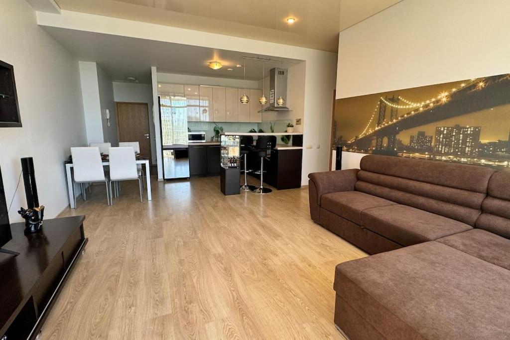 Apartment Metropolia Deluxe *
