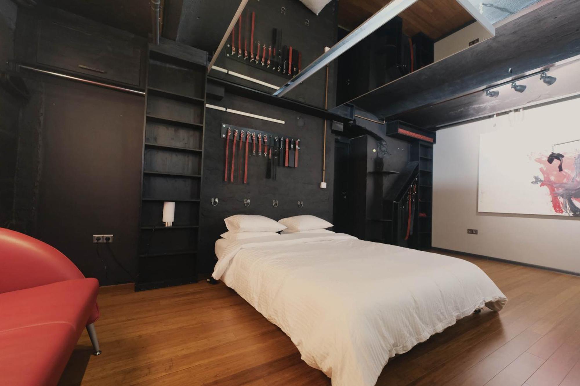 Apartment Kinky In