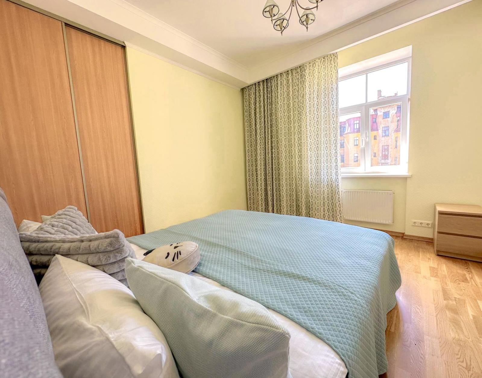 Heart, Bright, Loft View, Free Parking Huoneisto