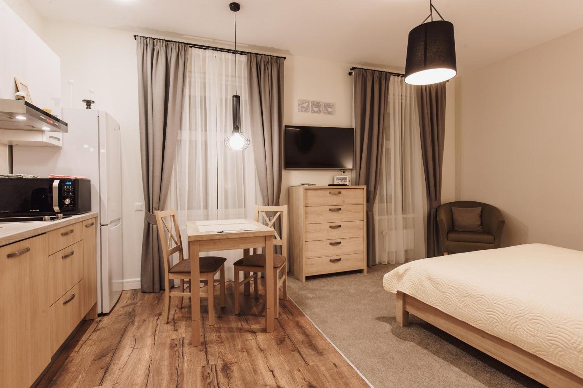 Apartment New In The Heart Of 2 *