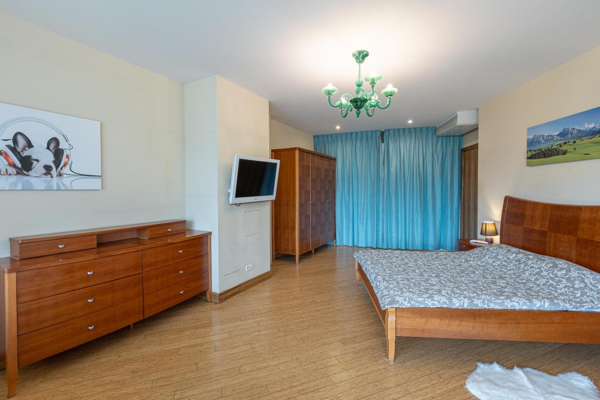 Royal Whith Free Parking Dzīvoklis Riga
