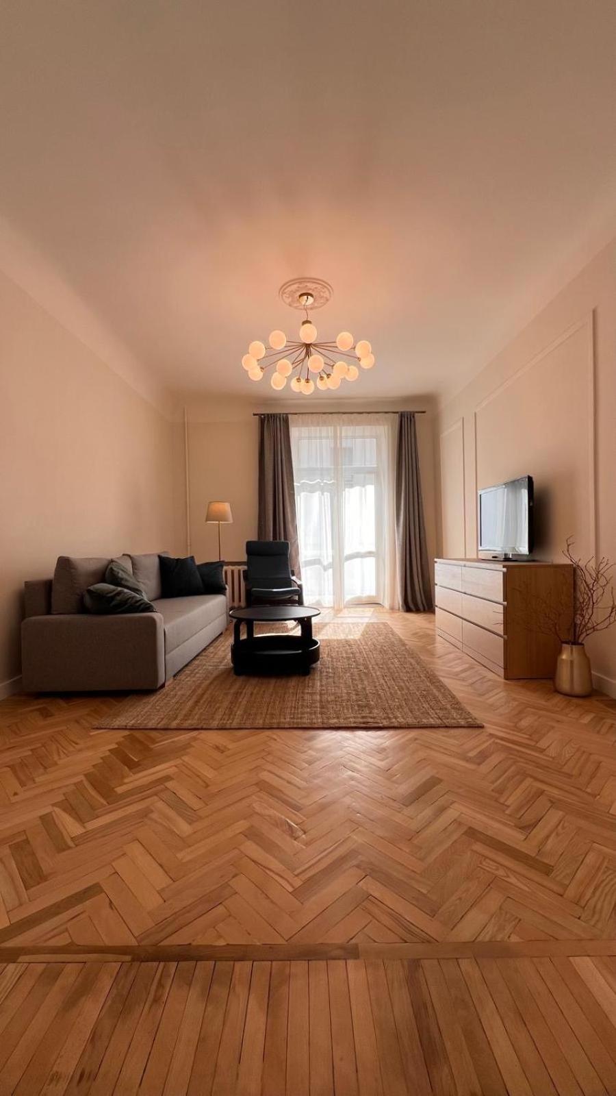 Heart Of Old Apartment *