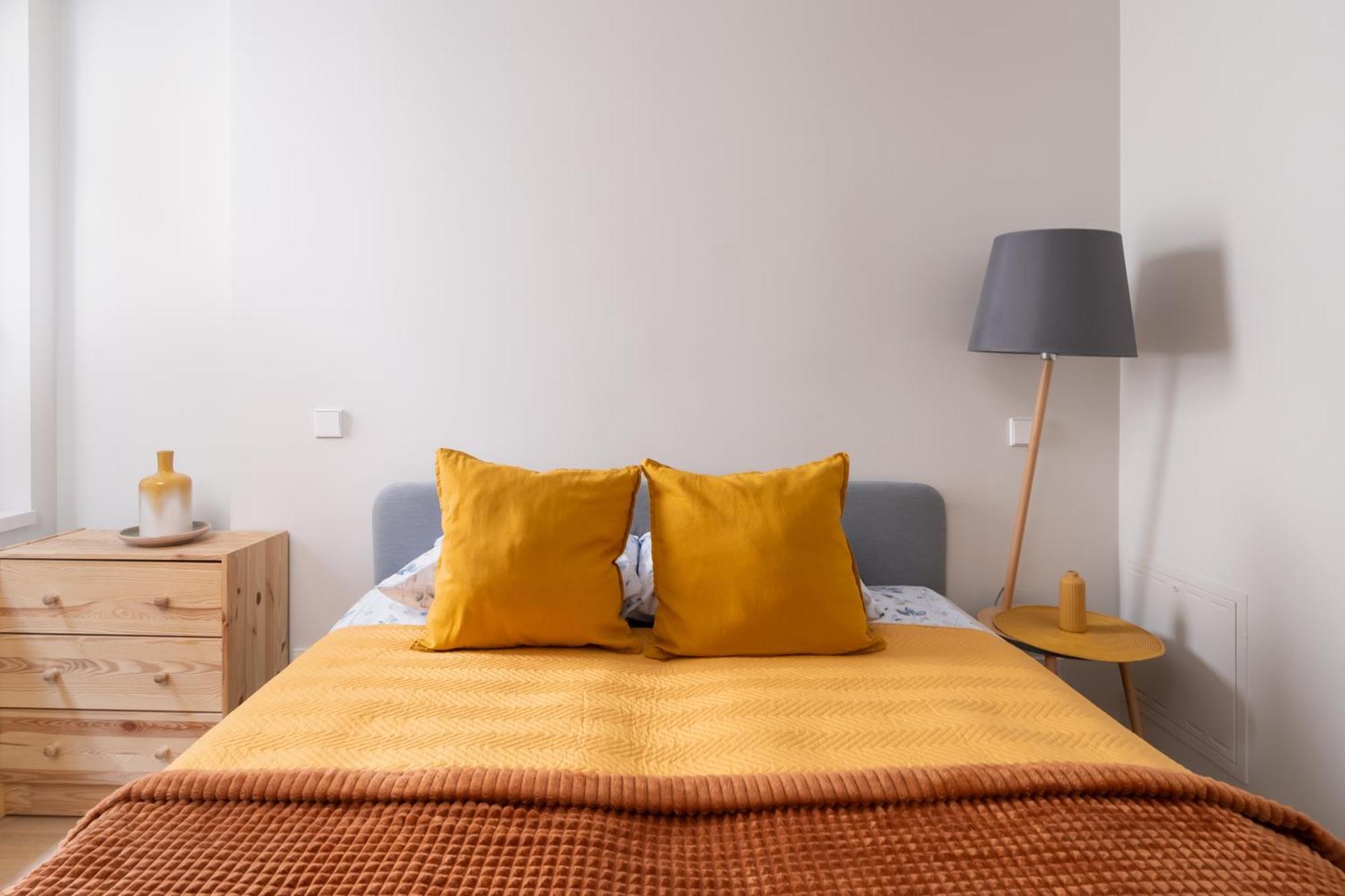 Cosy Old Town Flat In A Modern Secured Apt. Block Apartment *