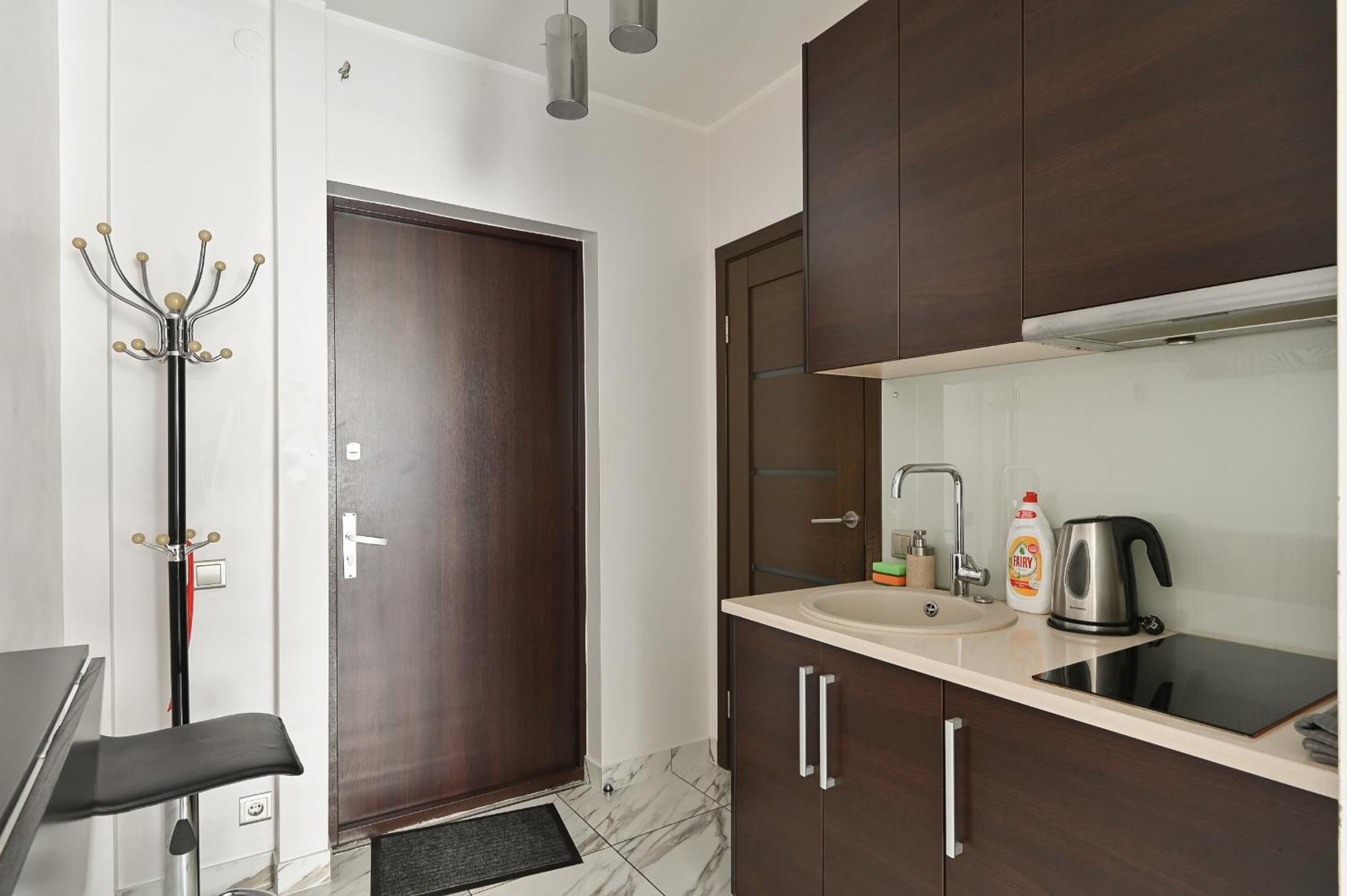 & Cheap And Free Parking Apartment *