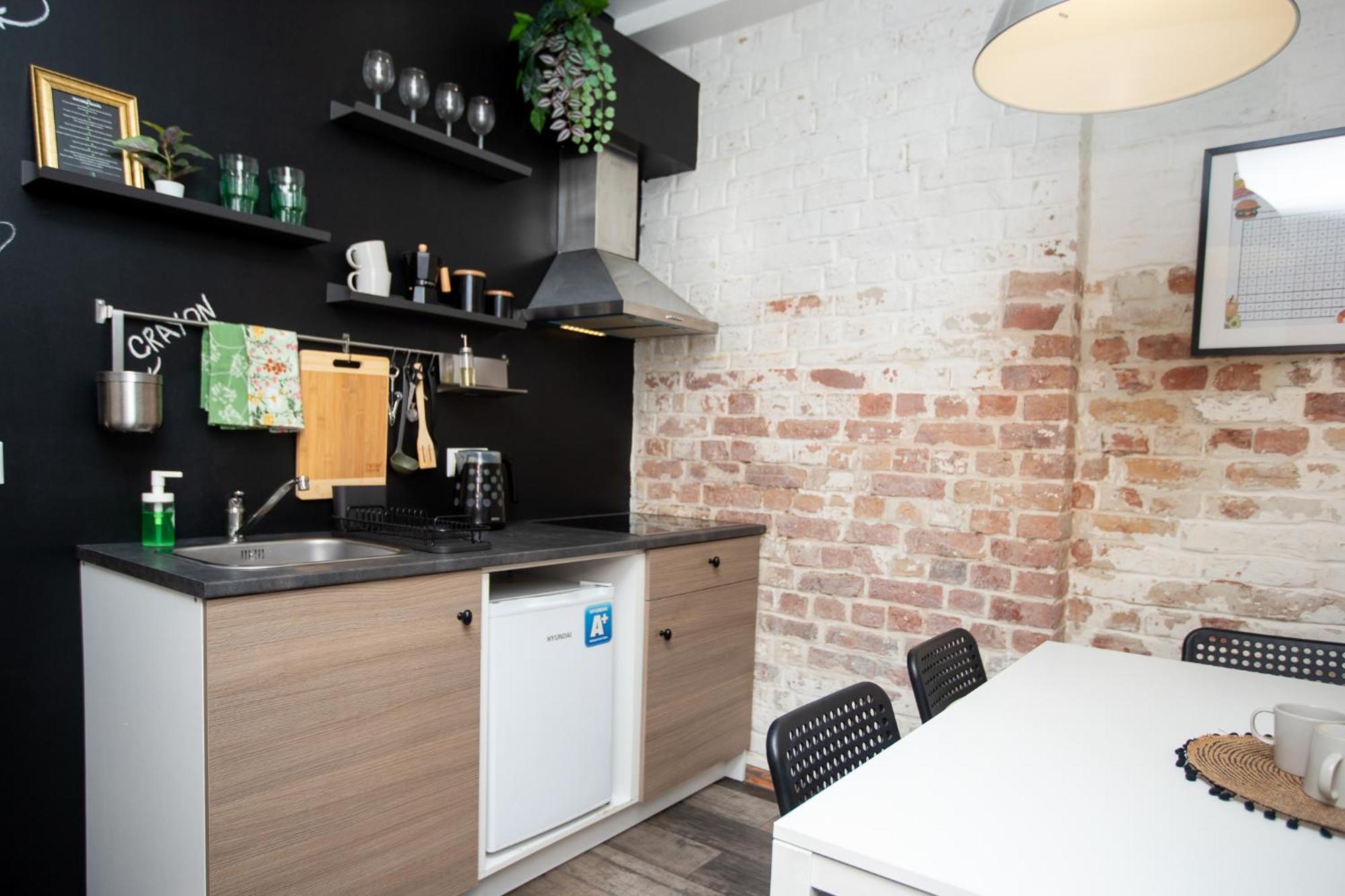 Apartment By The Andrejsala Area With Free Parking And Reach The Old Town In 15 Min Walk *